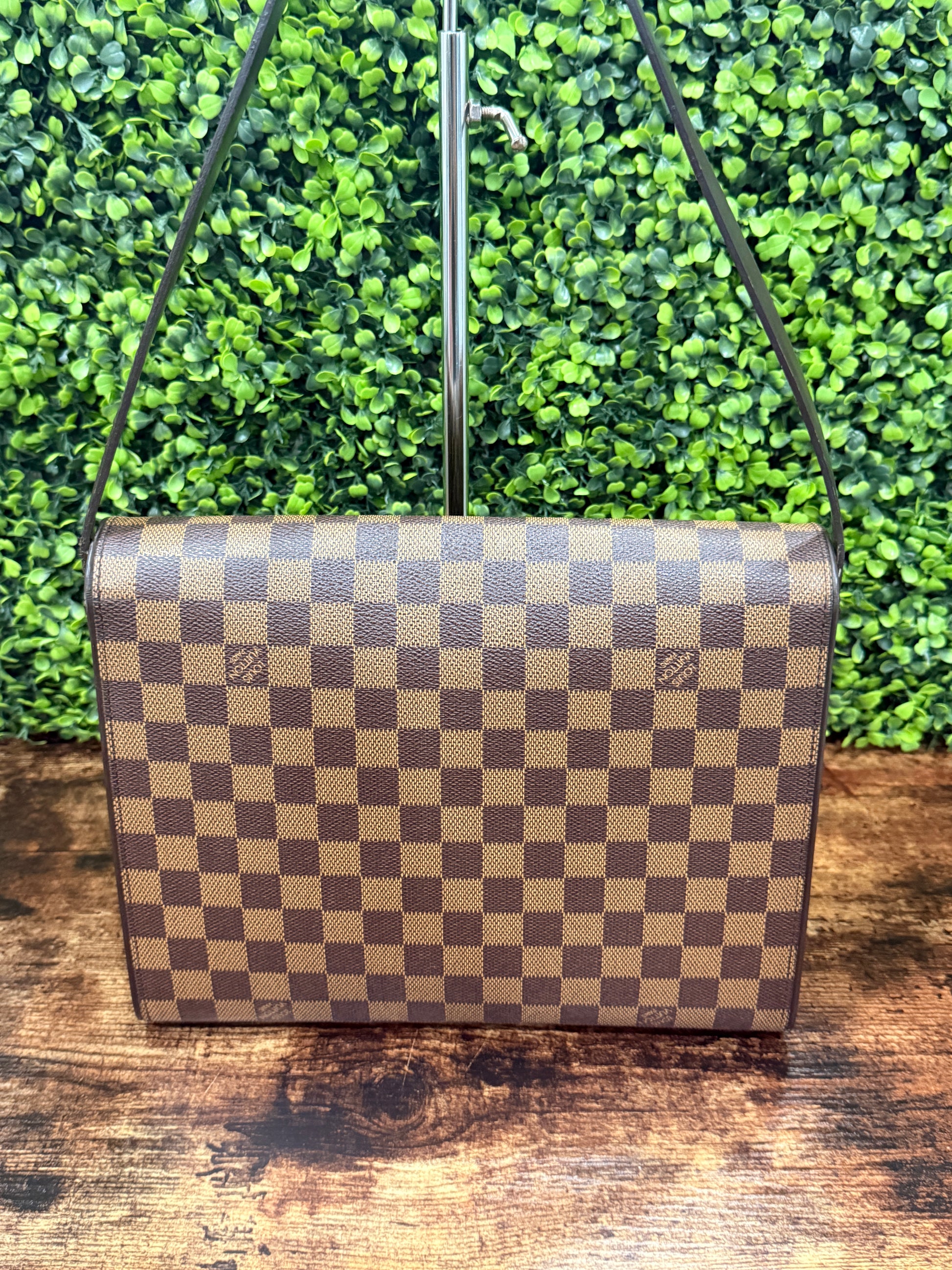 Louis Vuitton Tribeca Carre Damier Ebene