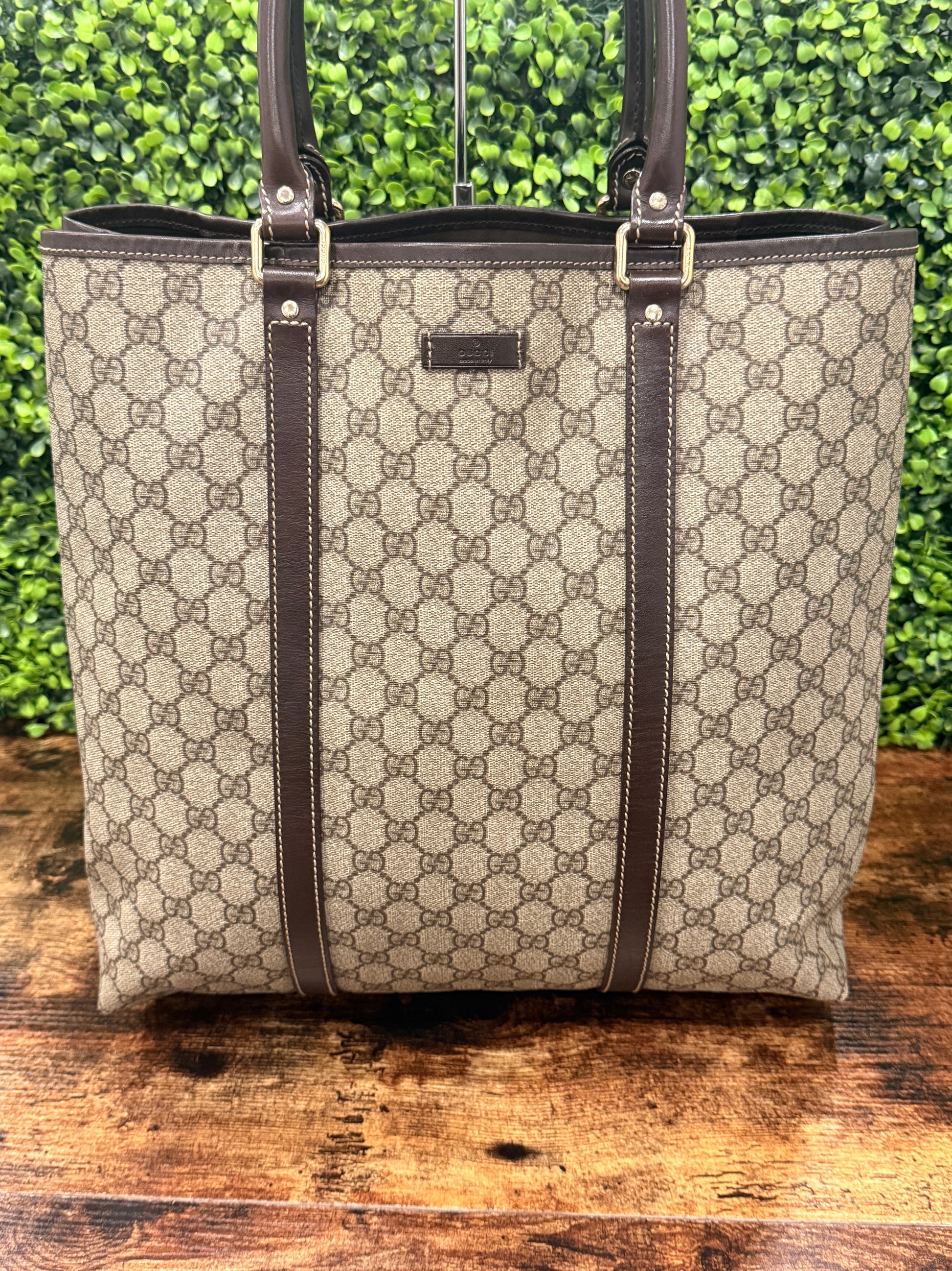 Gucci GG Canvas Supreme Tote