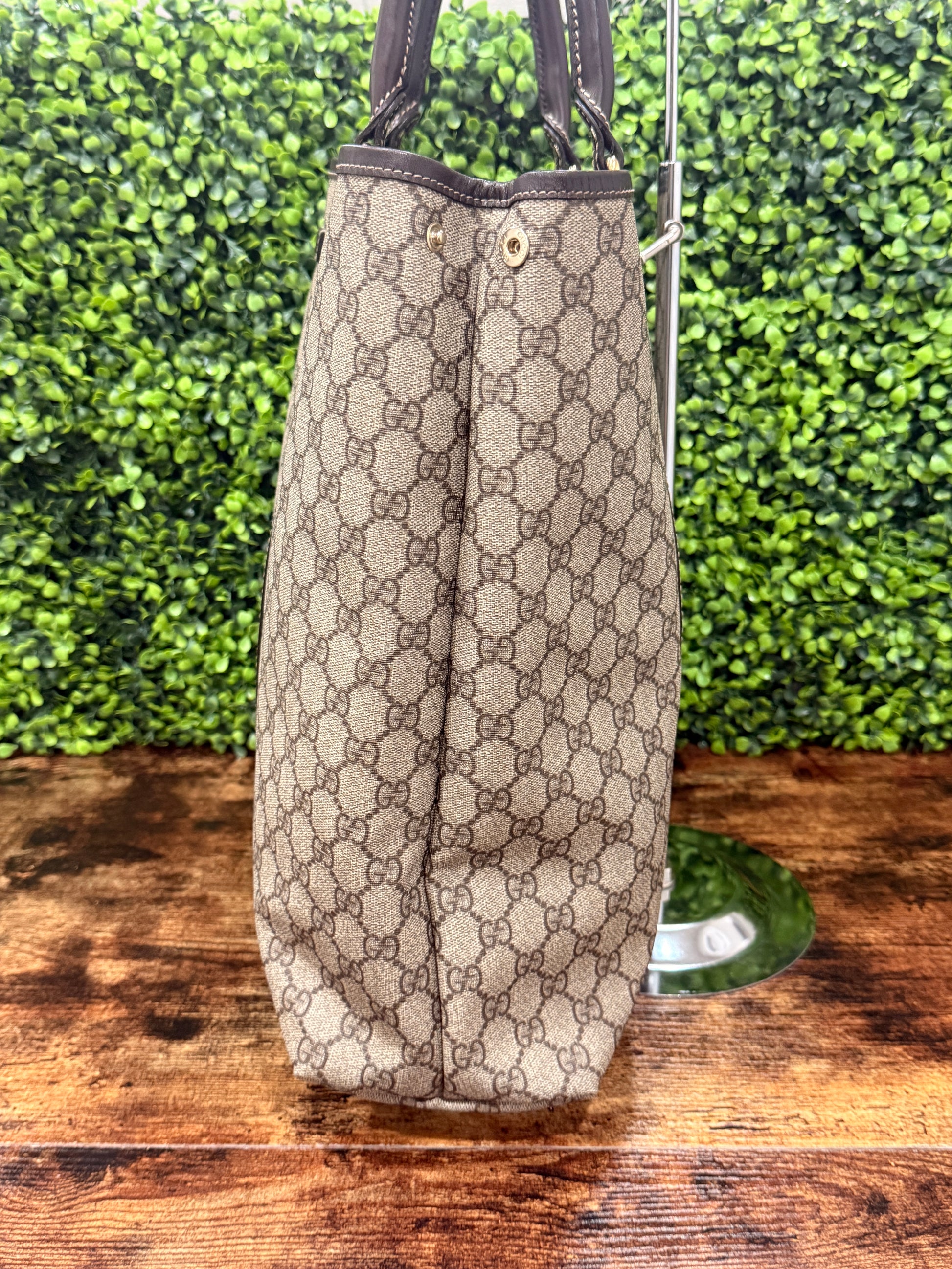 Gucci GG Canvas Supreme Tote