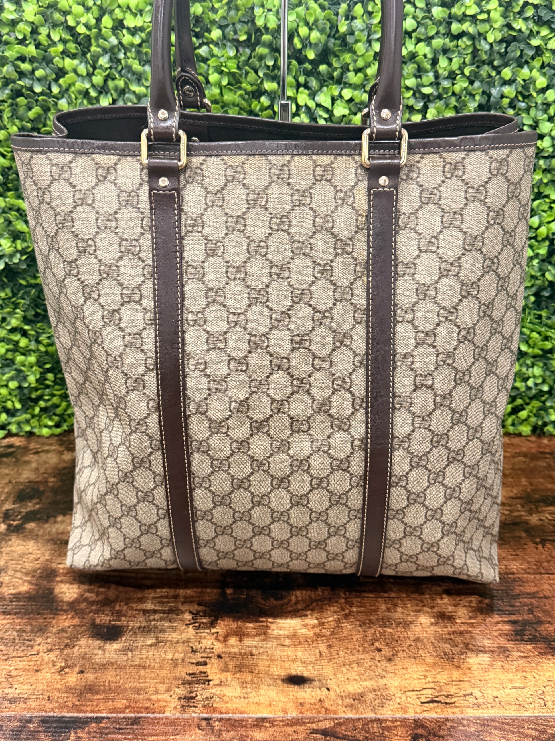 Gucci GG Canvas Supreme Tote