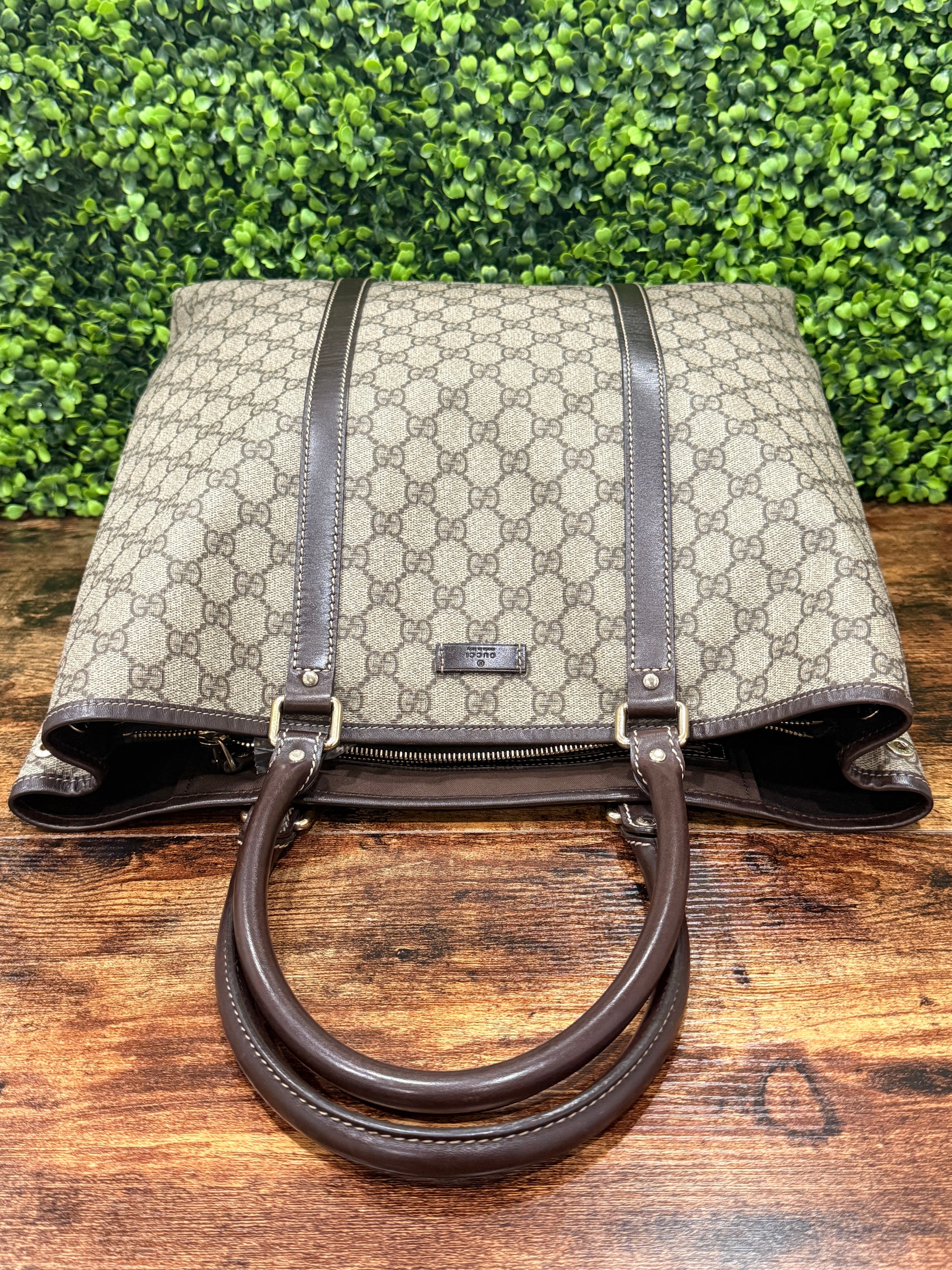 Gucci GG Canvas Supreme Tote