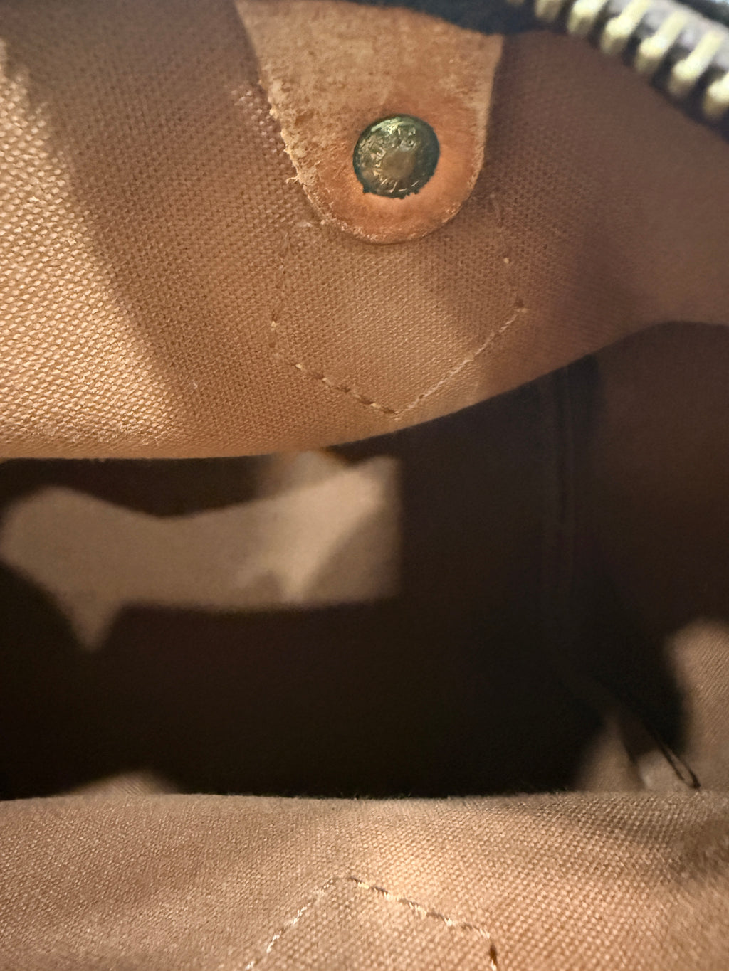 Louis Vuitton Monogram Speedy 30