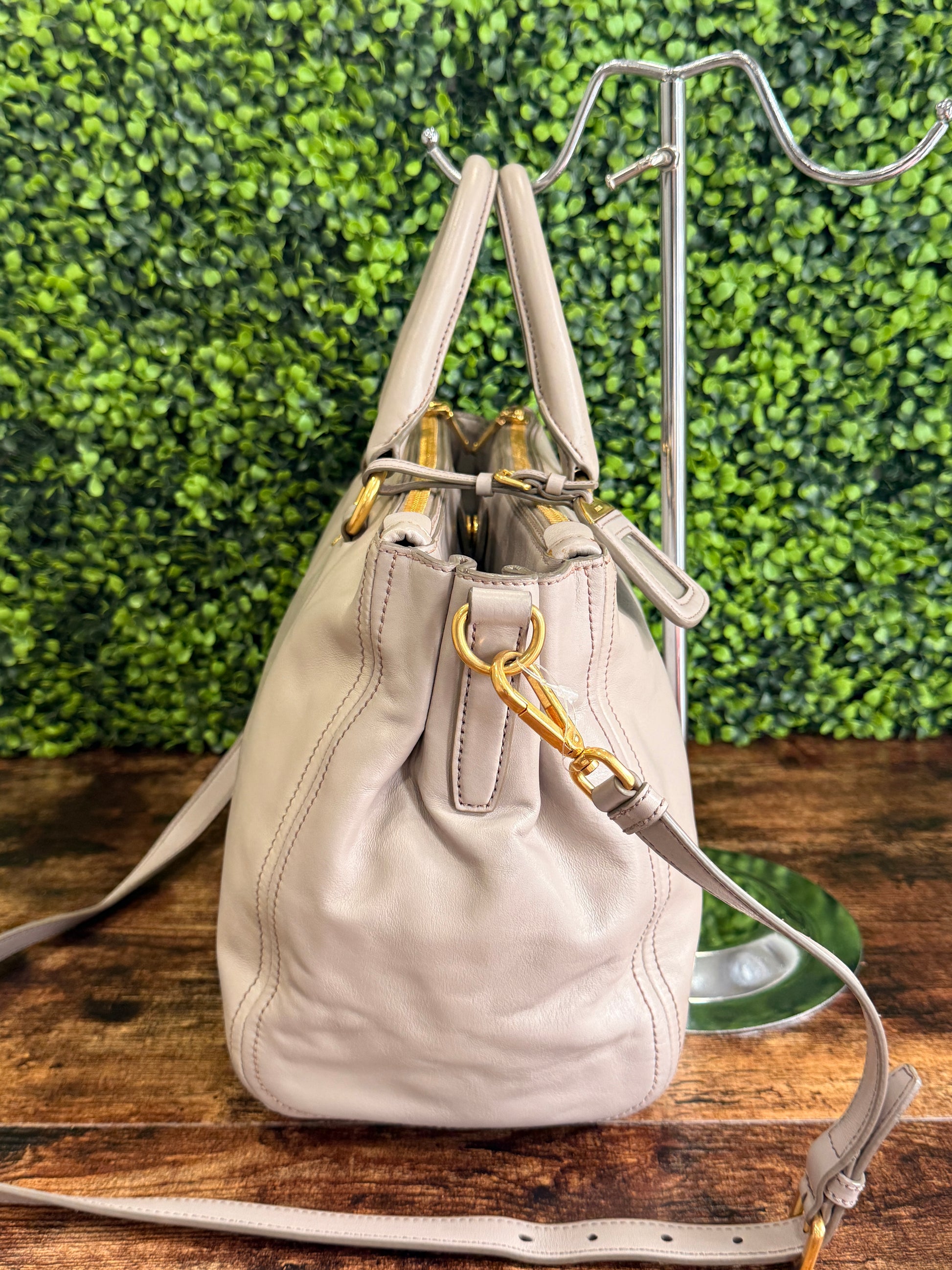 Prada Beige Vitello Daino