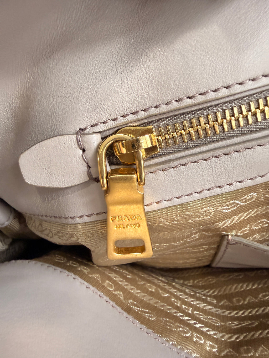 Prada Beige Vitello Daino