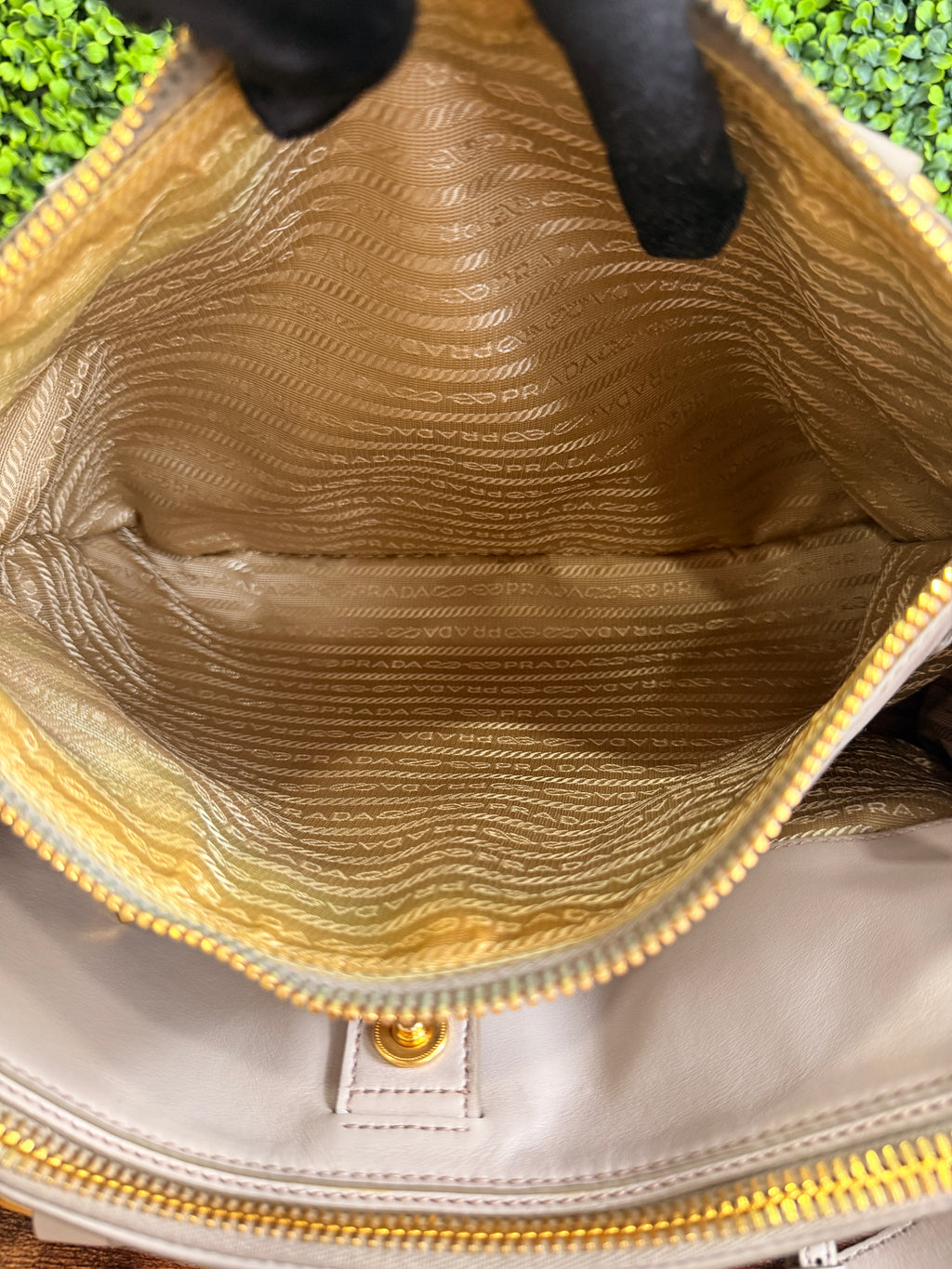 Prada Beige Vitello Daino