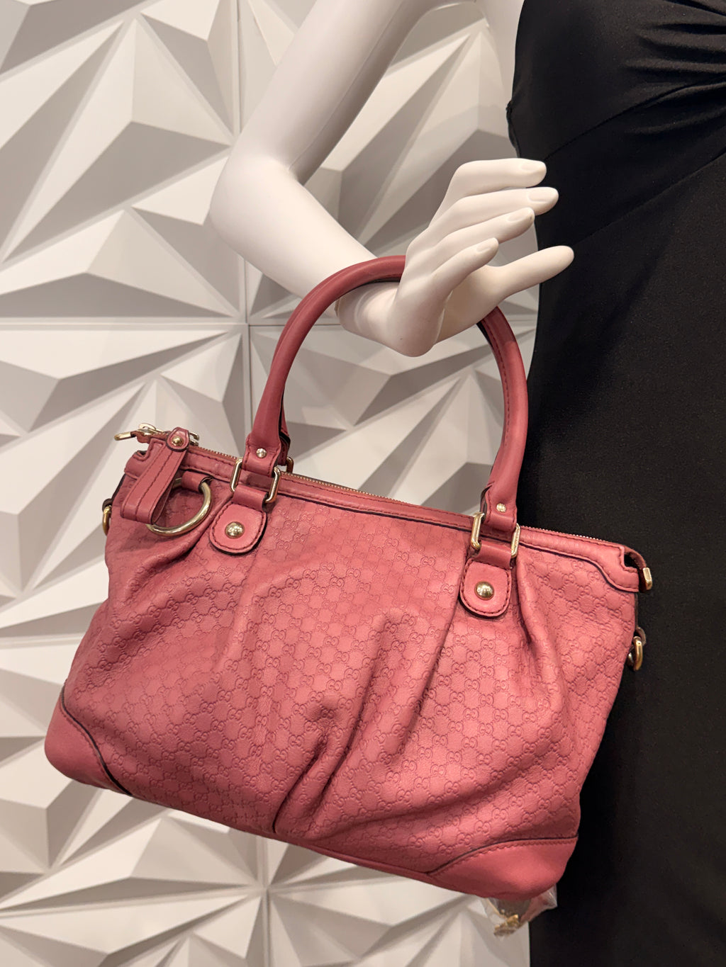 Gucci GG Canvas Pink Sukey