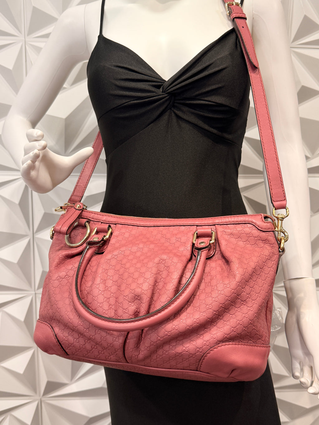 Gucci GG Canvas Pink Sukey
