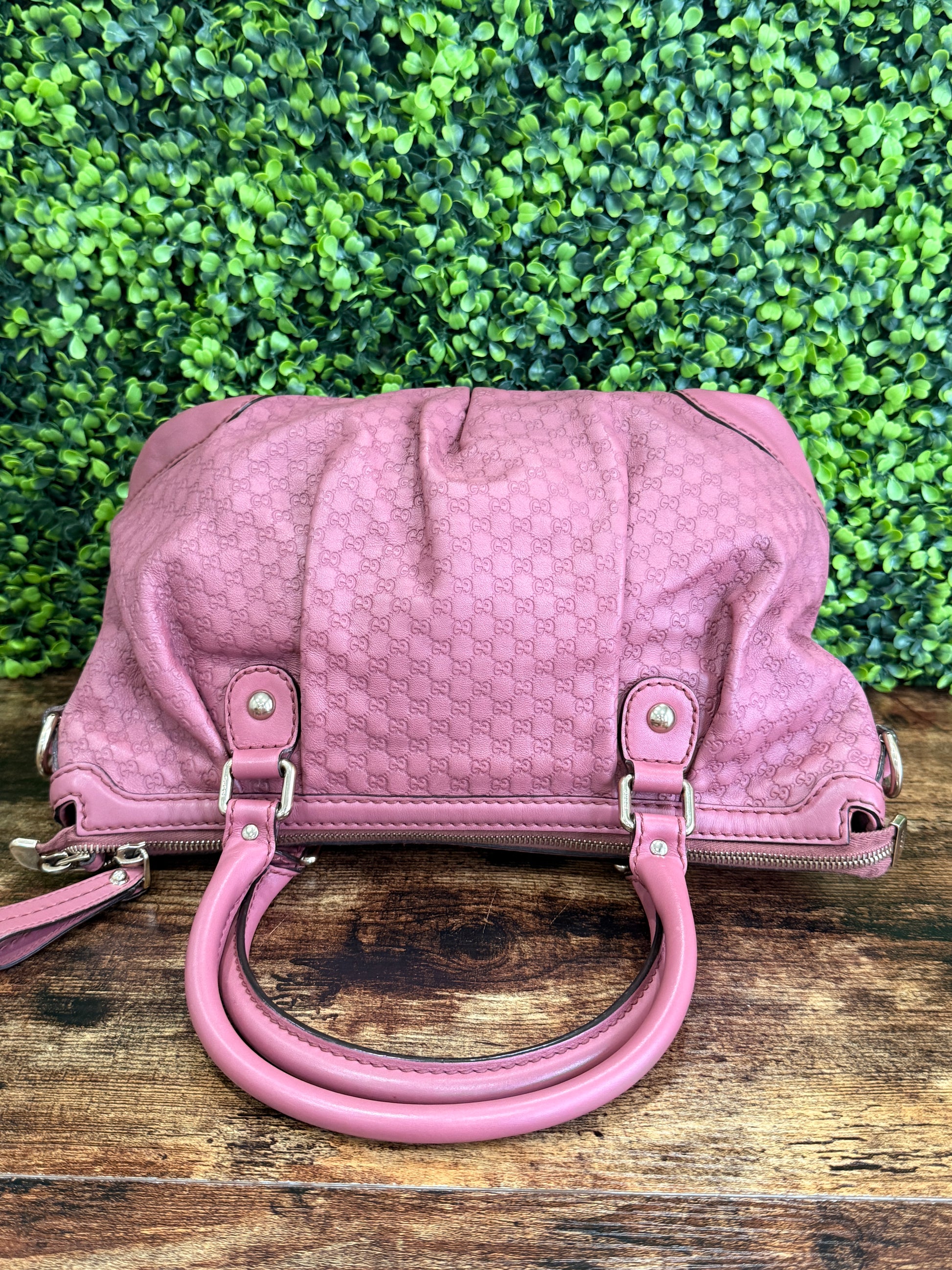 Gucci GG Canvas Pink Sukey
