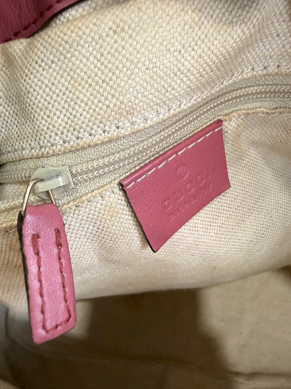 Gucci GG Canvas Pink Sukey