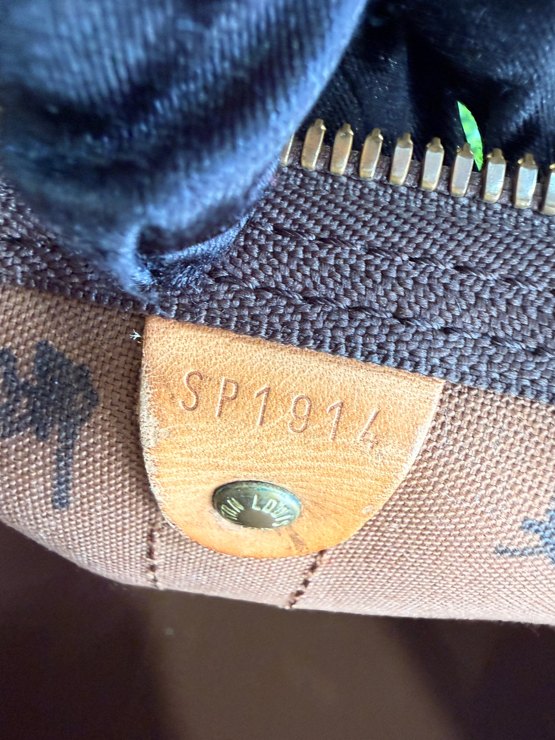 Louis Vuitton Monogram Keepall 45