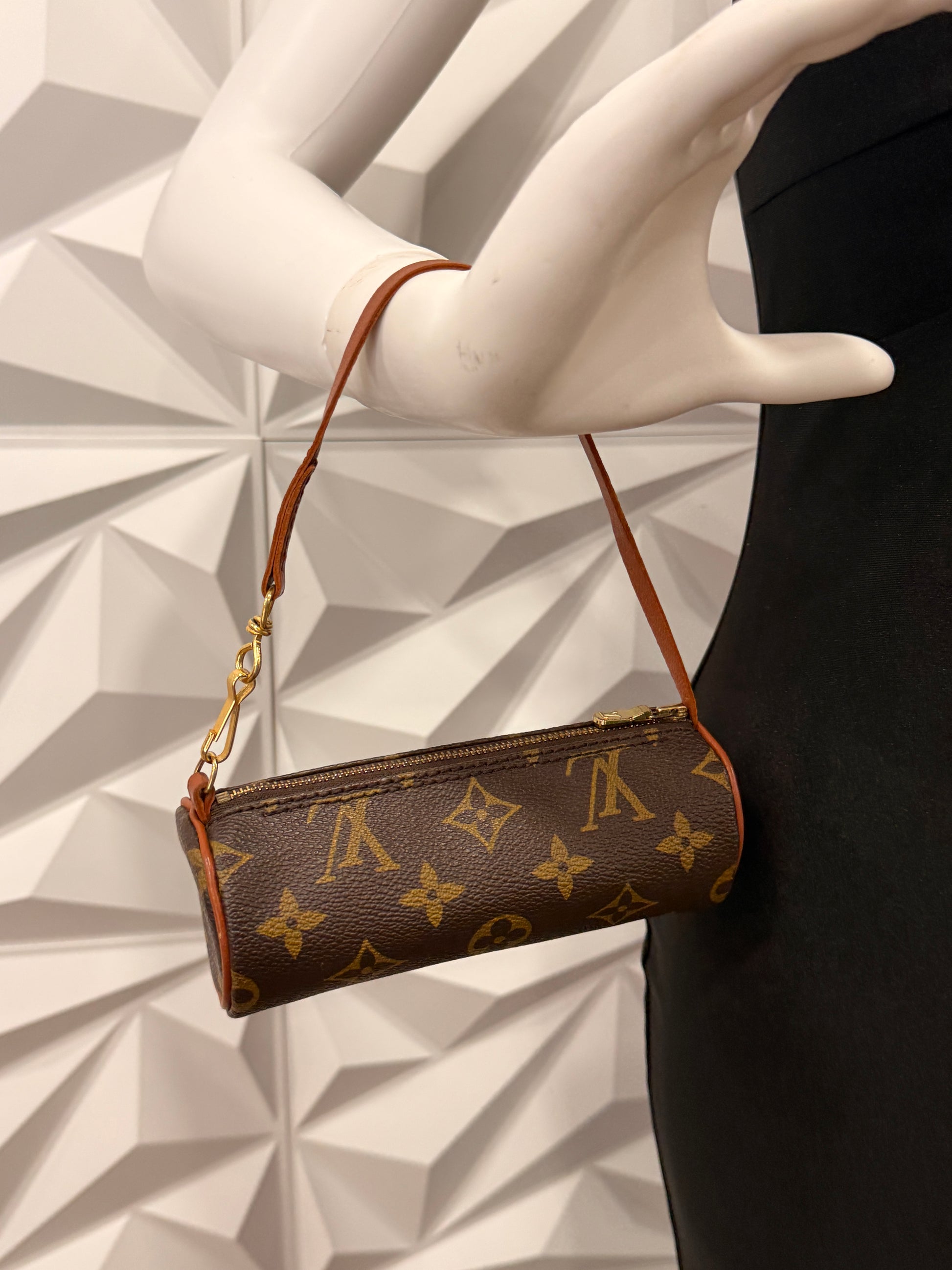 Louis Vuitton Monogram Papillon 30