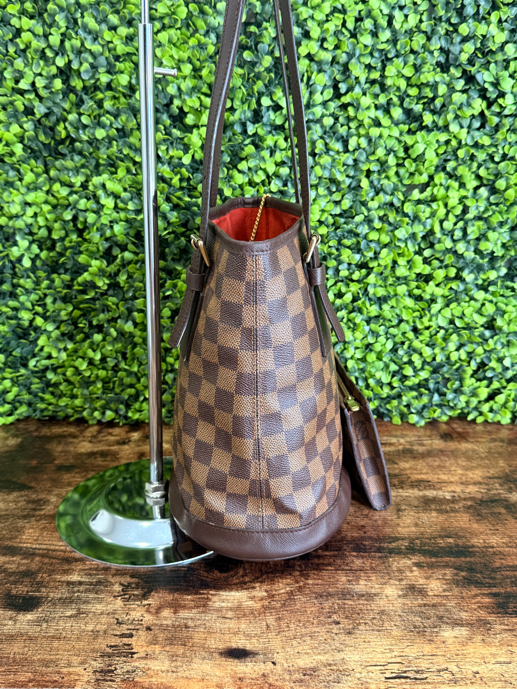 Louis Vuitton Marais Damier Ebene