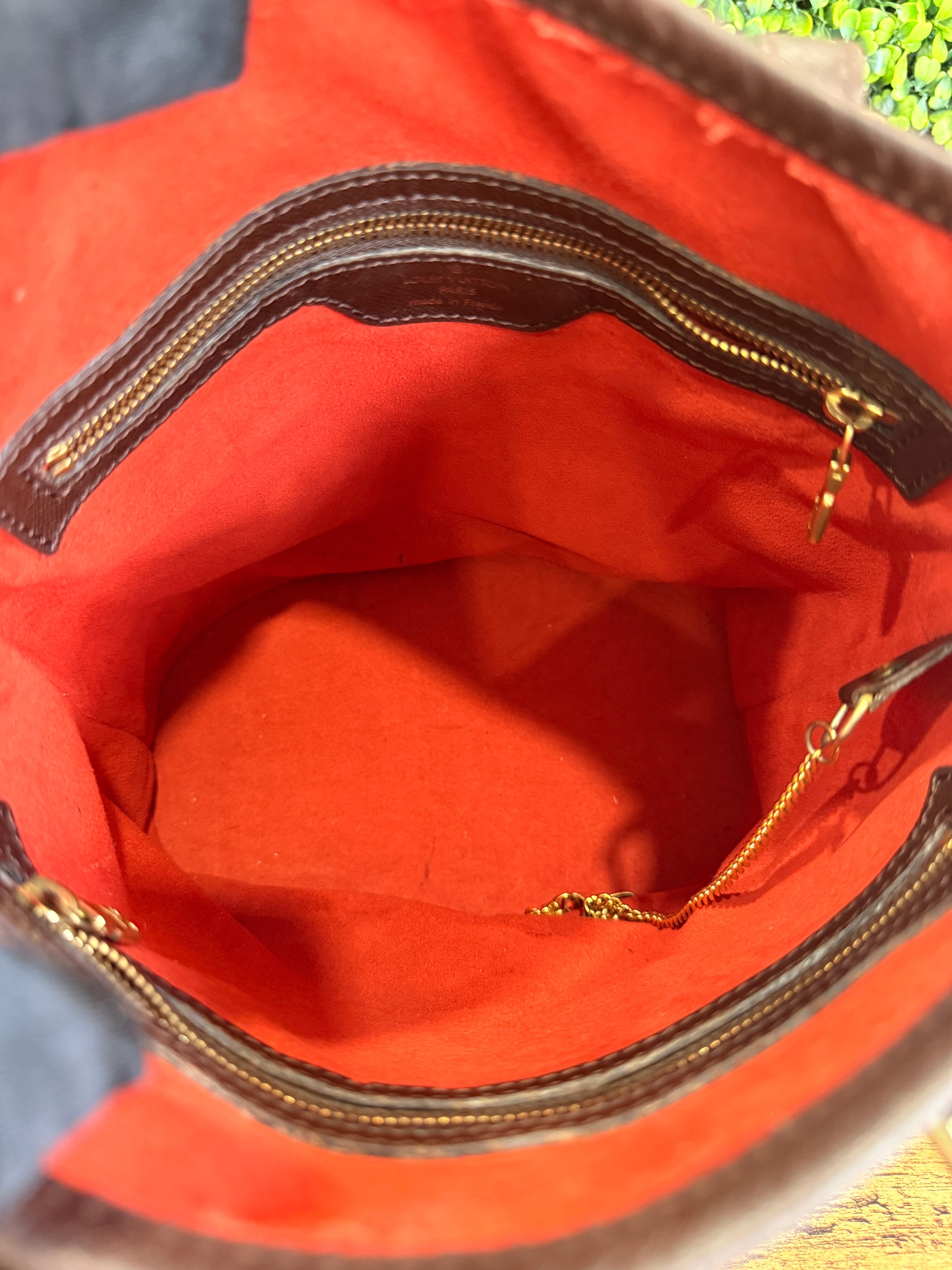 Louis Vuitton Marais Damier Ebene