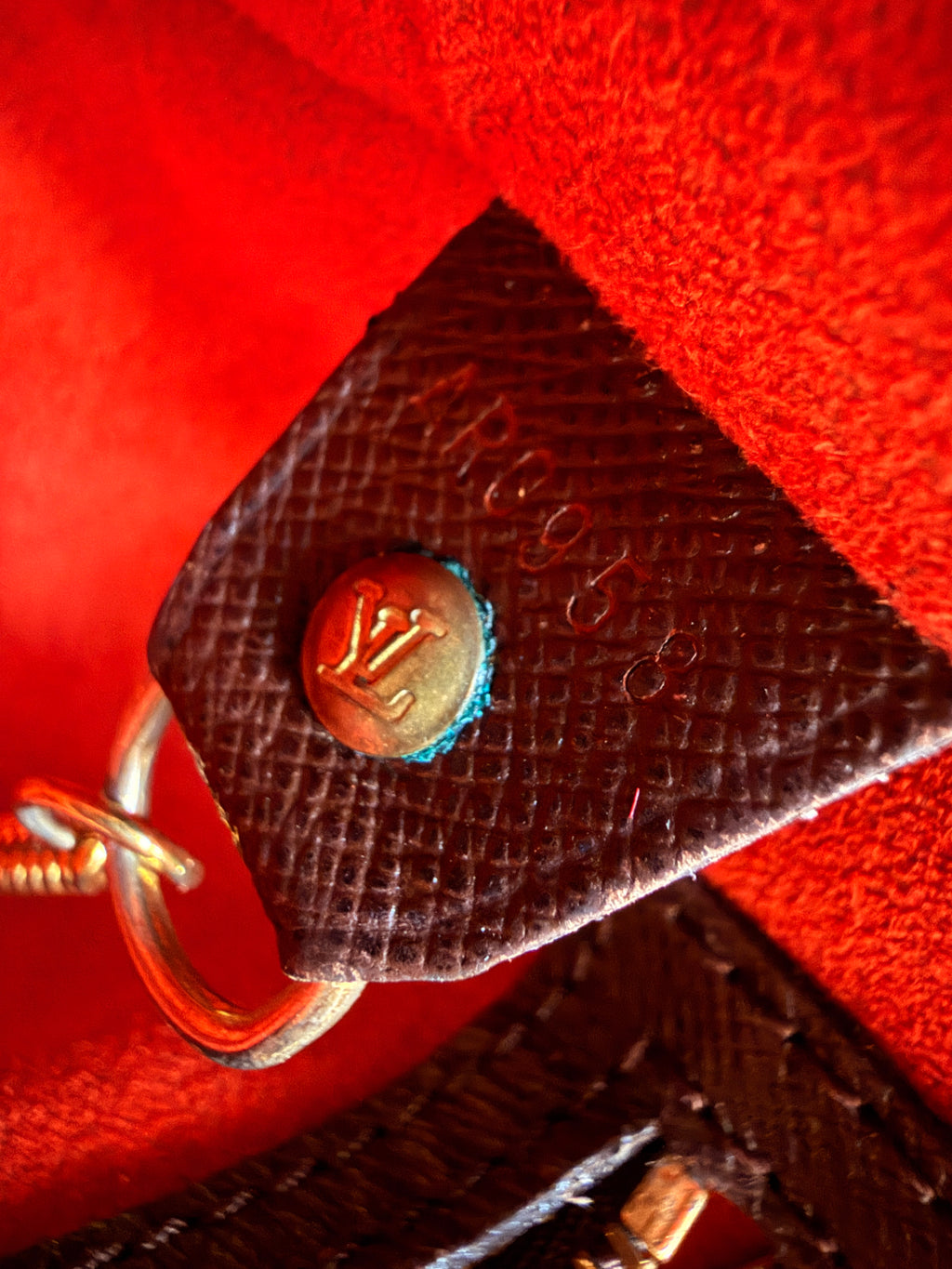 Louis Vuitton Marais Damier Ebene