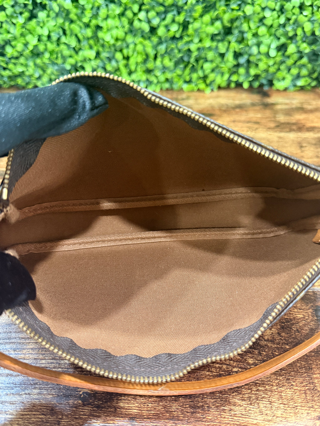 Louis Vuitton Monogram Pochette Accessories