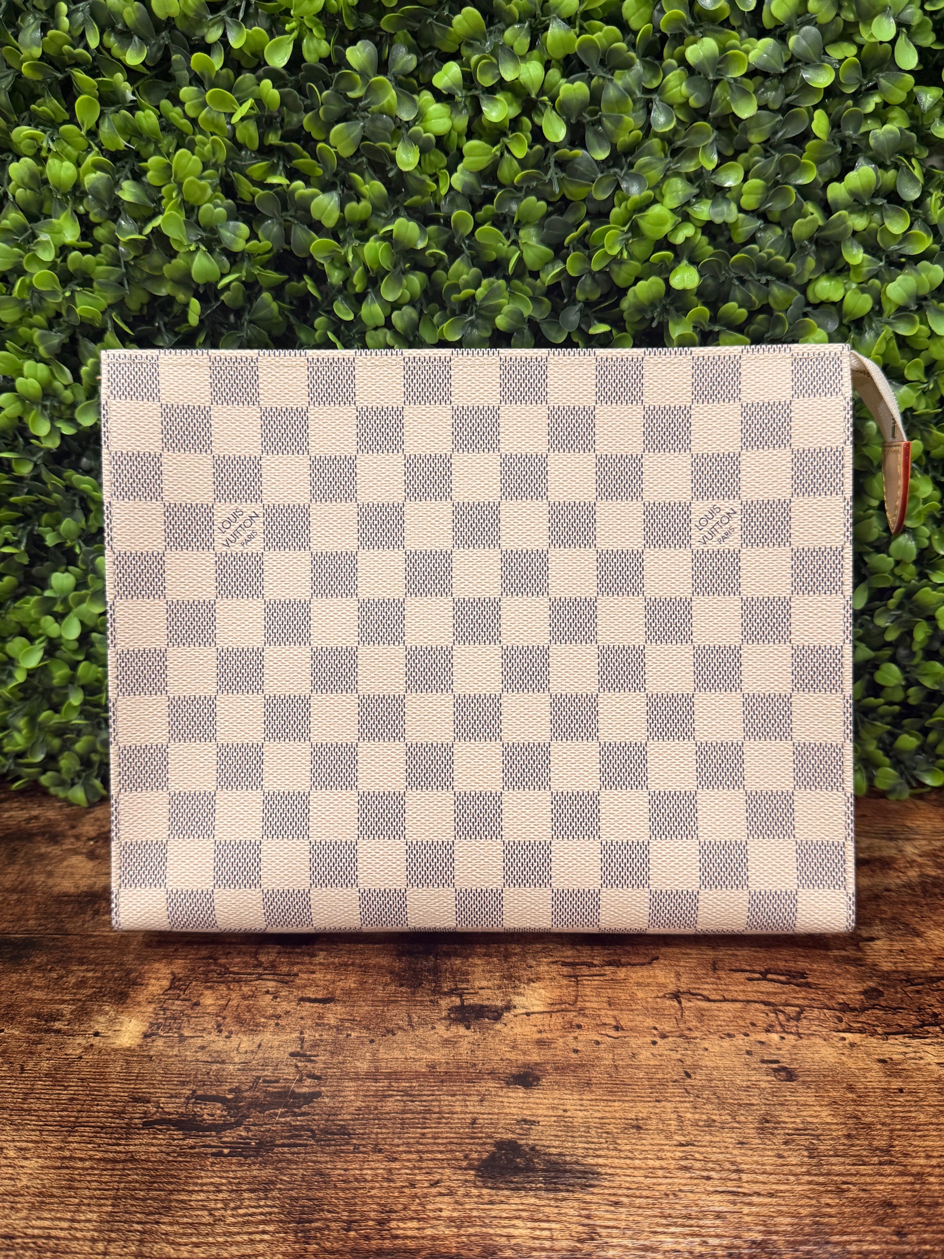 Louis Vuitton Poche Toilette GM Damier Azur