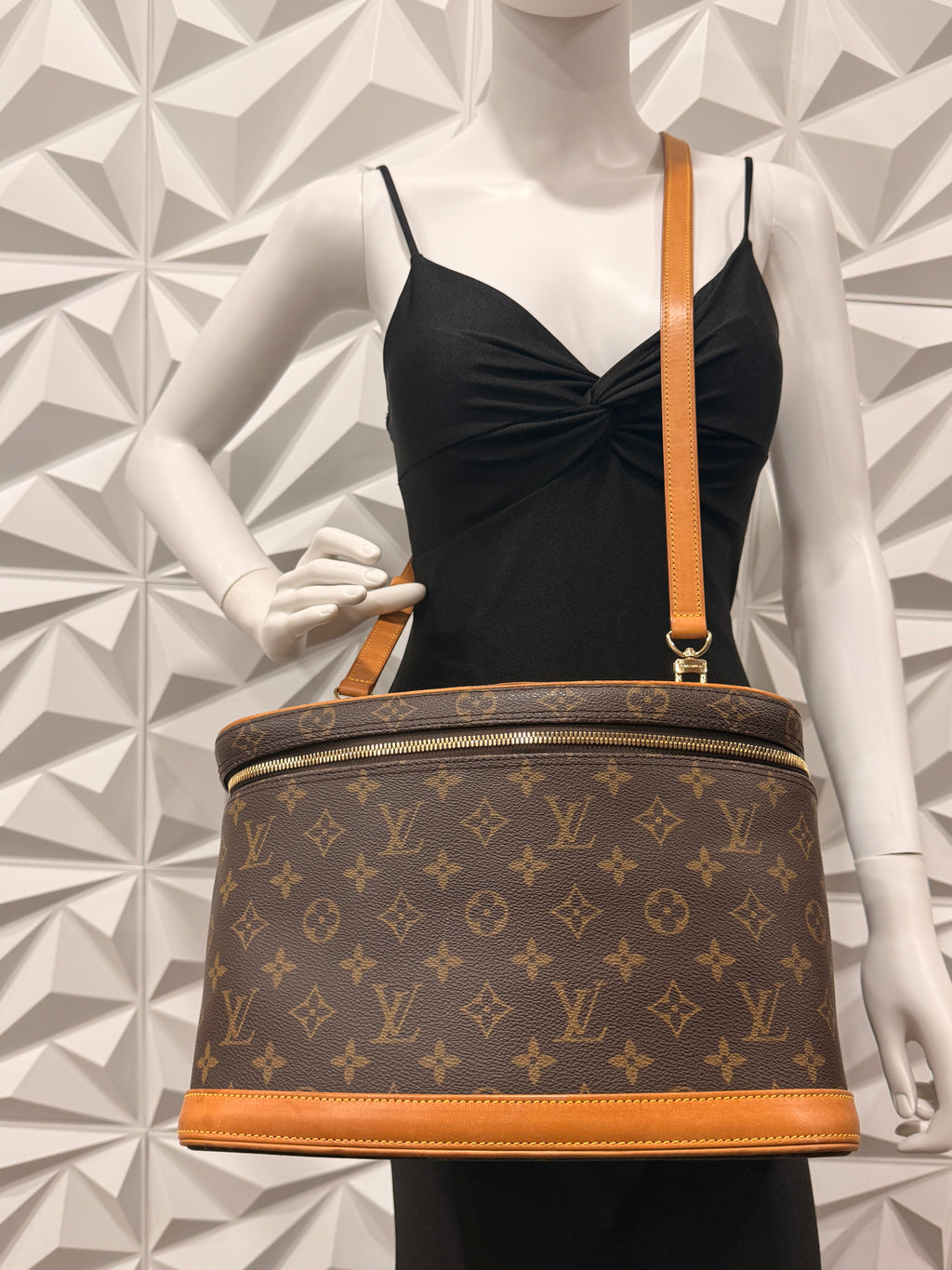 Louis Vuitton Monogram Nice Vanity Case