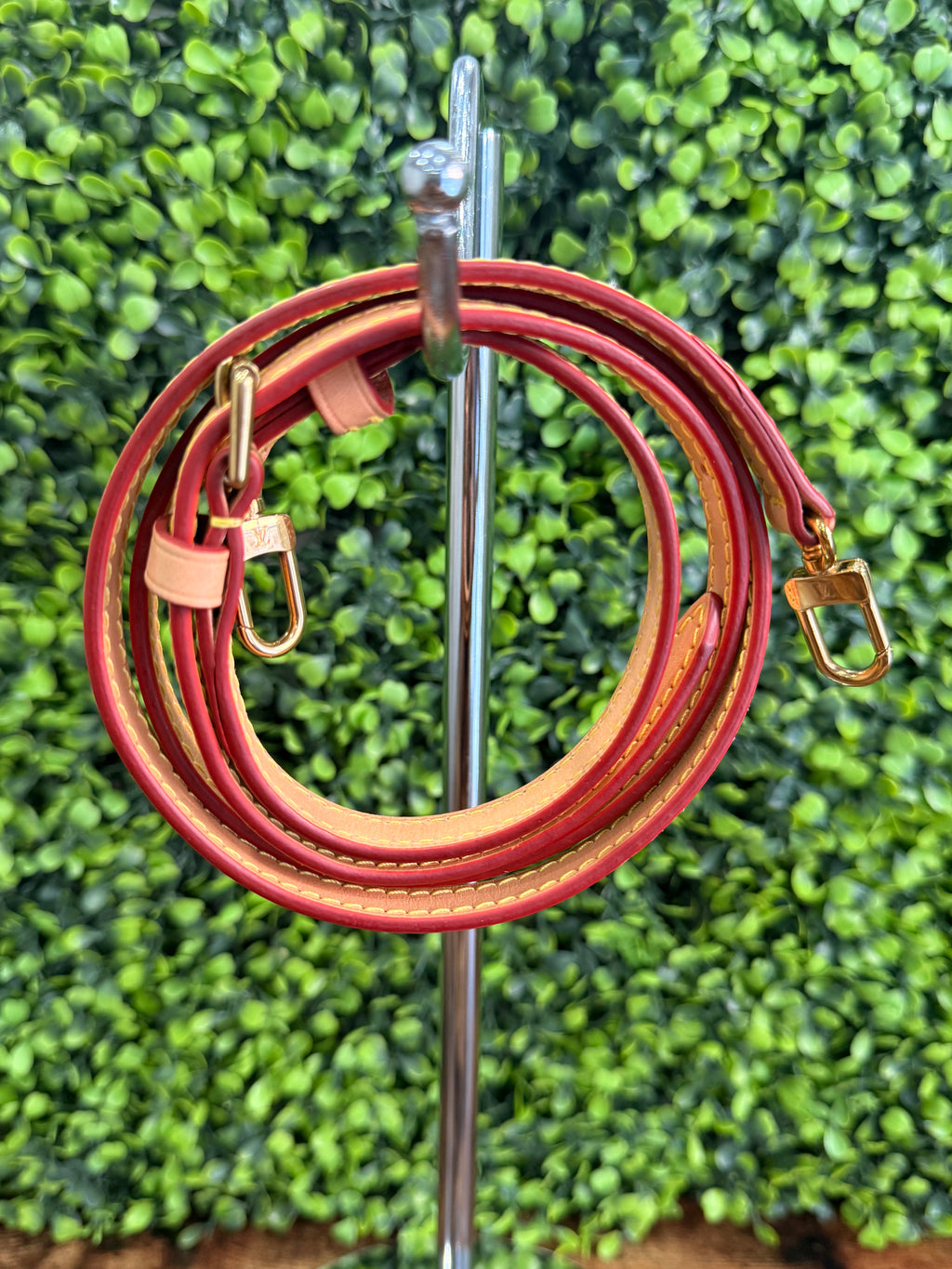Louis Vuitton Adjustable Vachetta Strap J52314