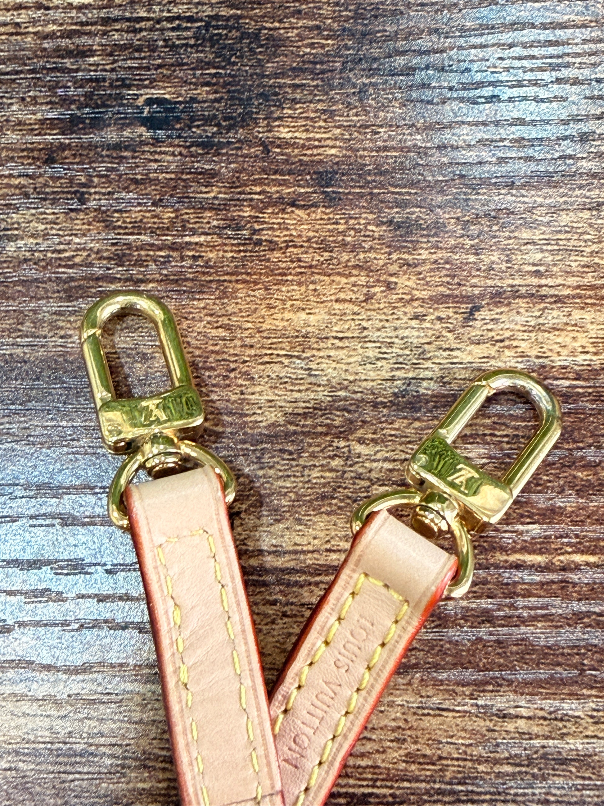 Louis Vuitton Adjustable Vachetta Strap