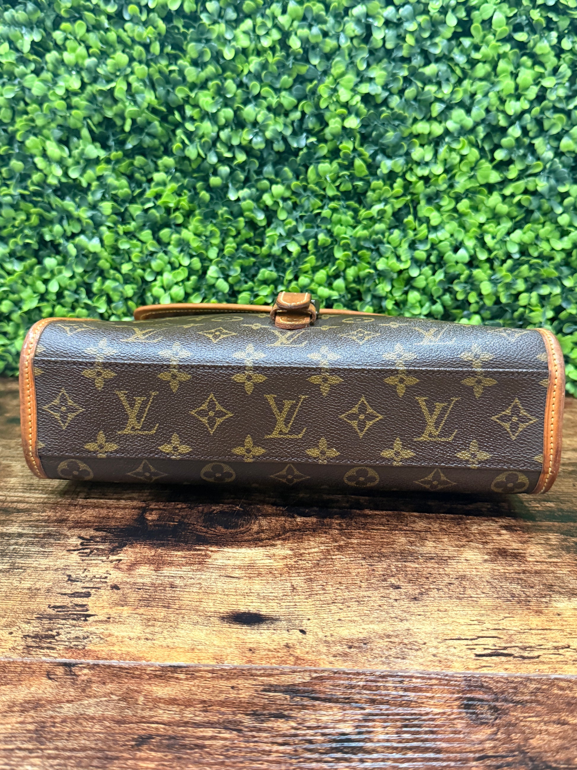 Louis Vuitton Bel Air PM Monogram