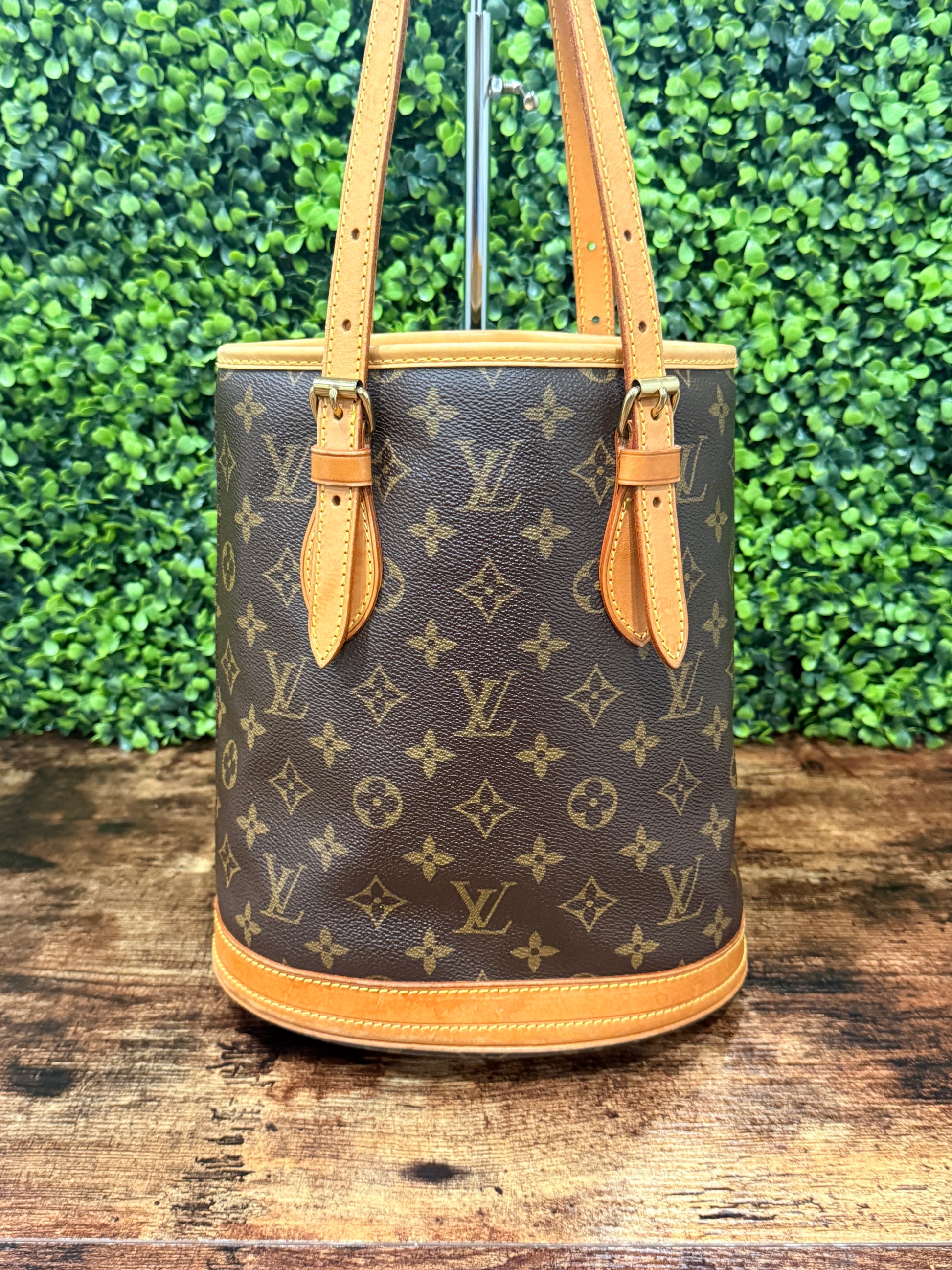 Louis Vuitton Bucket PM Monogram