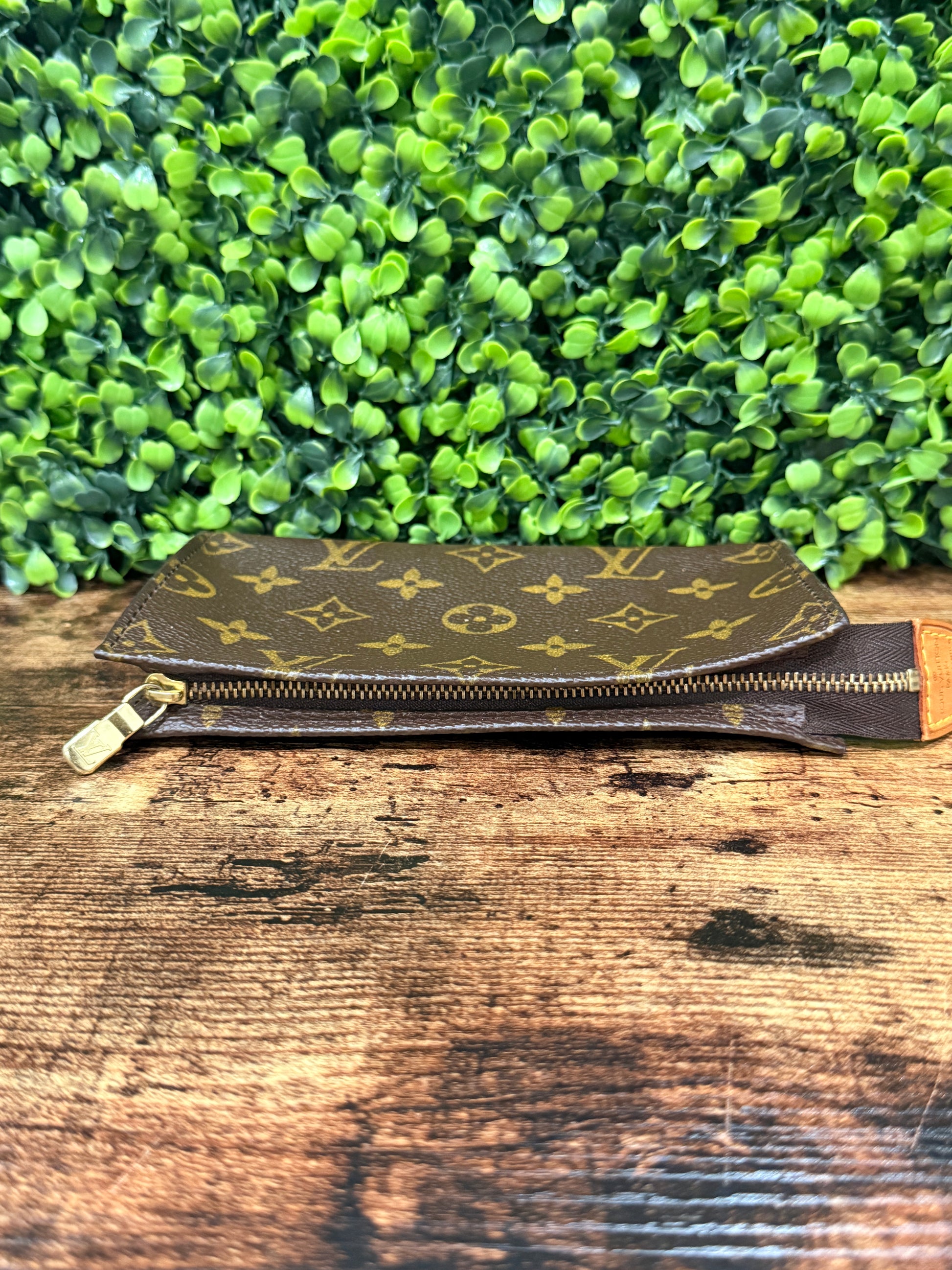 Louis Vuitton Bucket PM Monogram