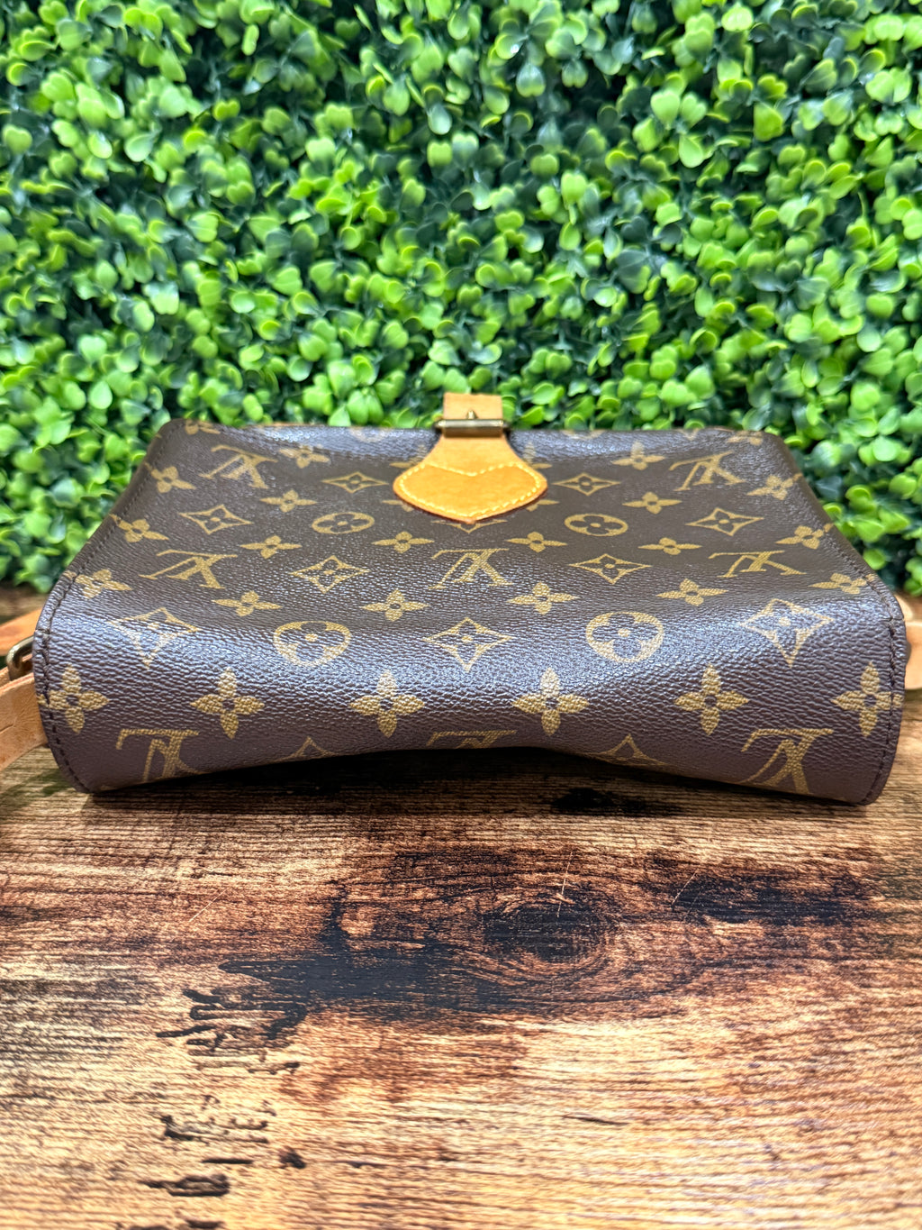 Louis Vuitton Monogram Cartouchiere MM
