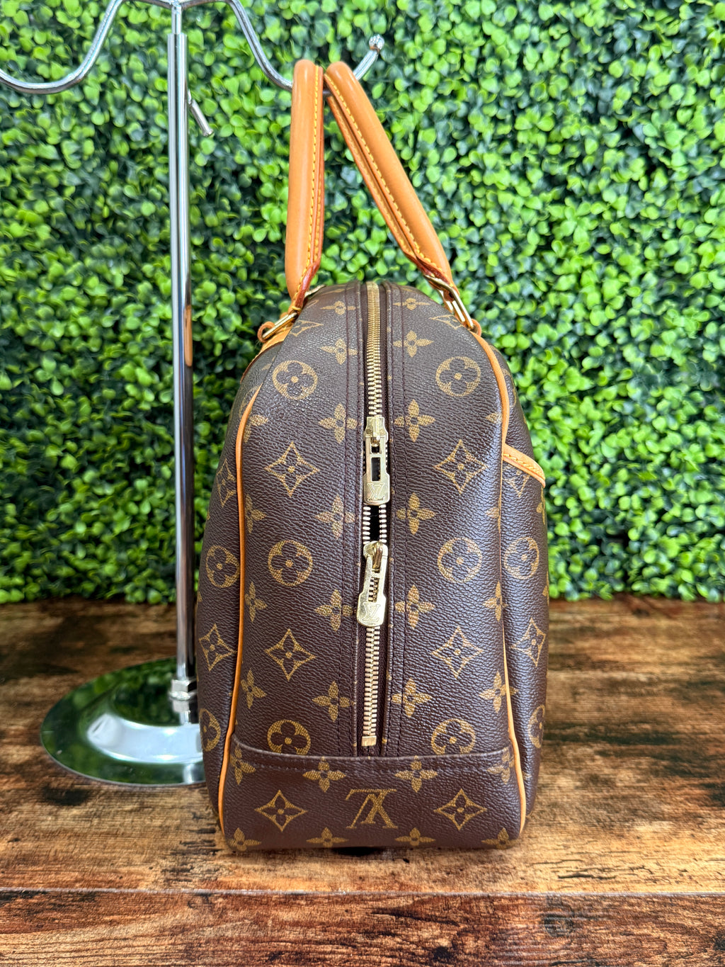 Louis Vuitton Monogram Deauville Handbag