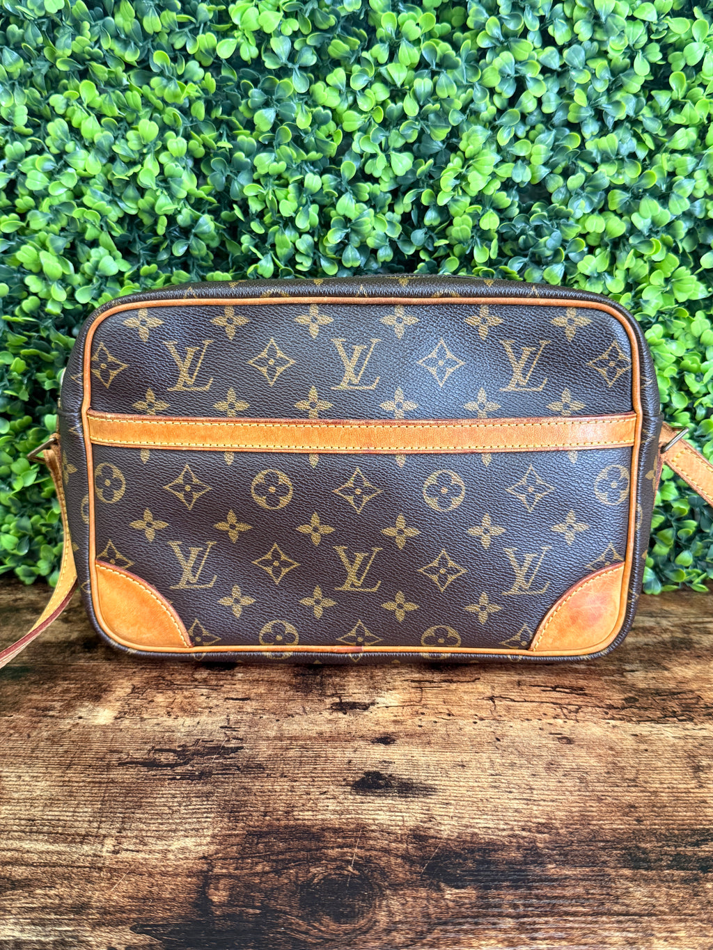 Louis Vuitton Monogram Trocadero 27