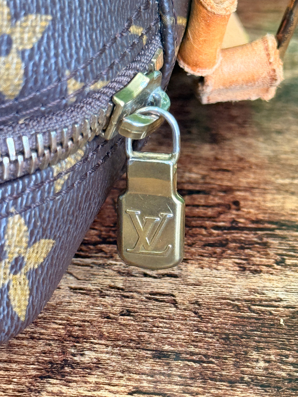 Louis Vuitton Monogram Trocadero 27