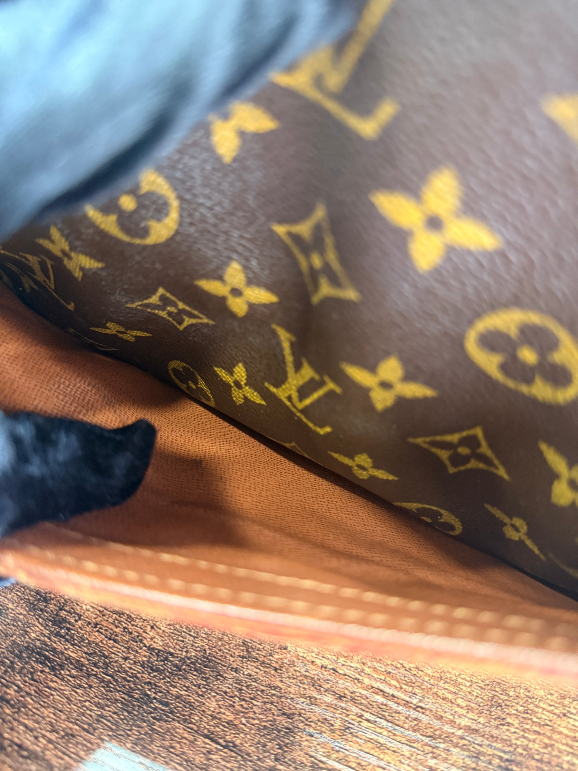 Louis Vuitton Monogram Trocadero 27