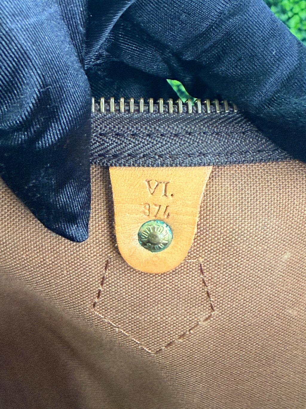 Louis Vuitton Monogram Speedy 40