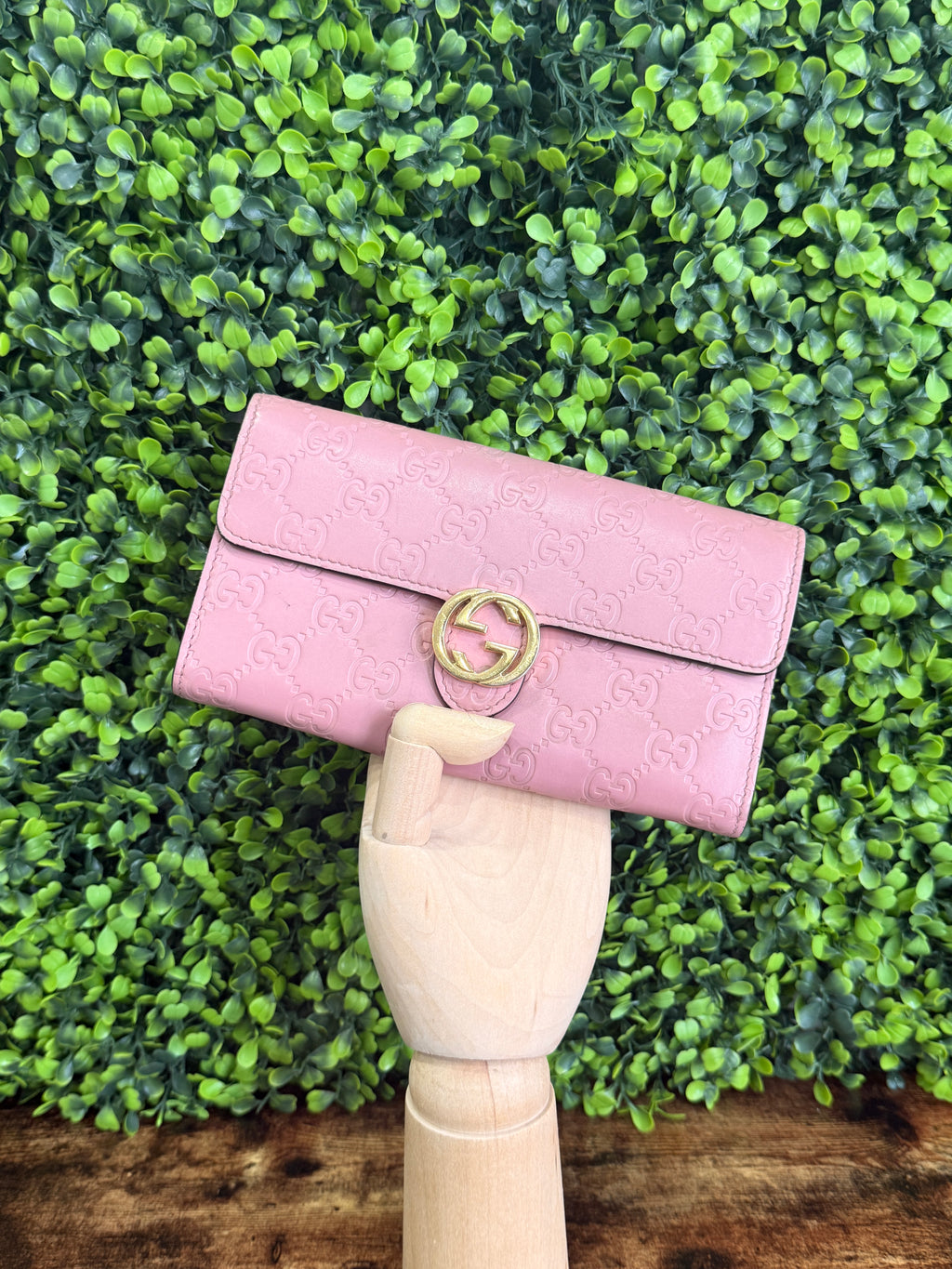 Gucci Pink Guccissima Icon Wallet