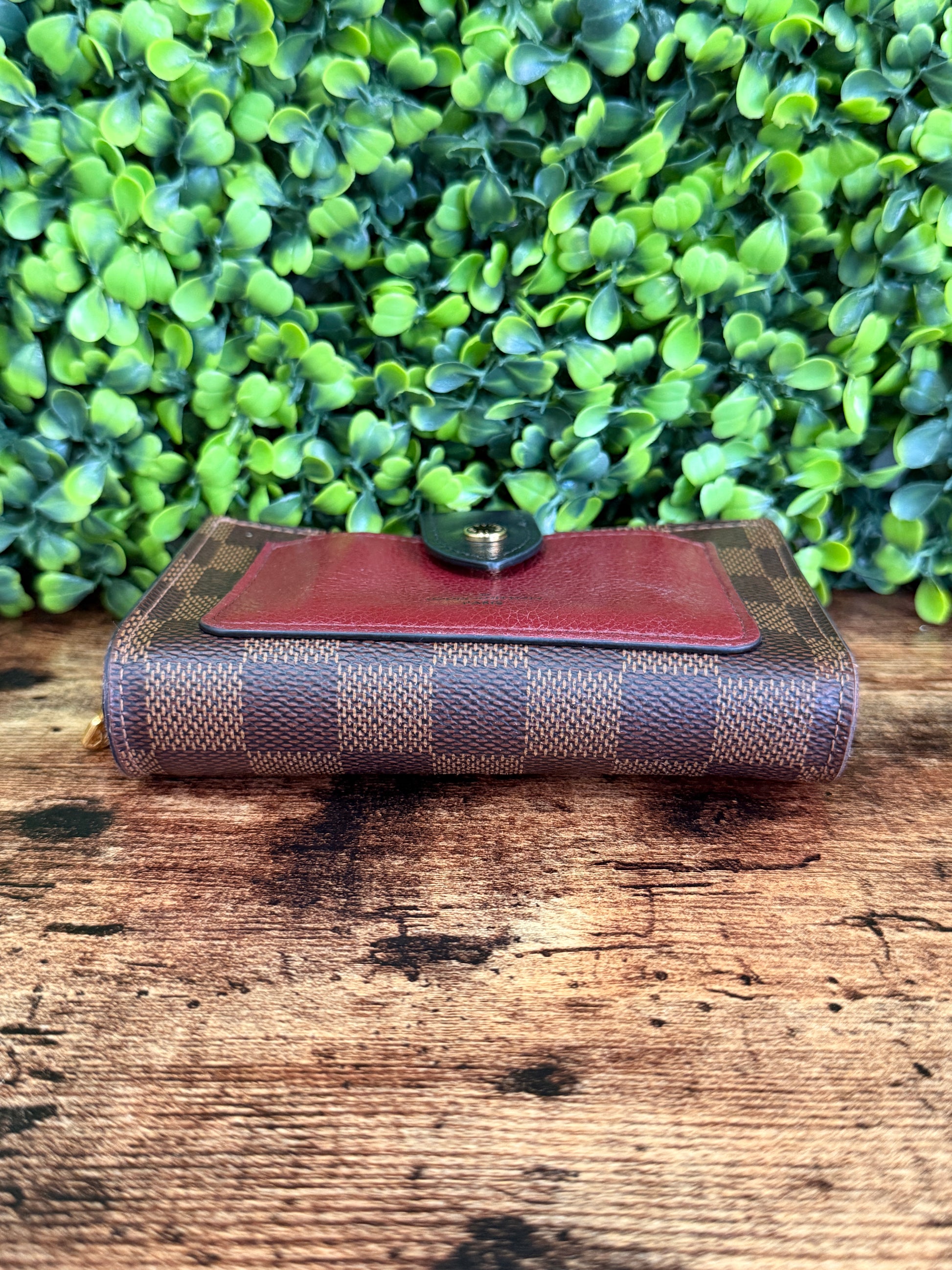 Louis Vuitton Juliette Bordeaux Wallet Damier Ebene