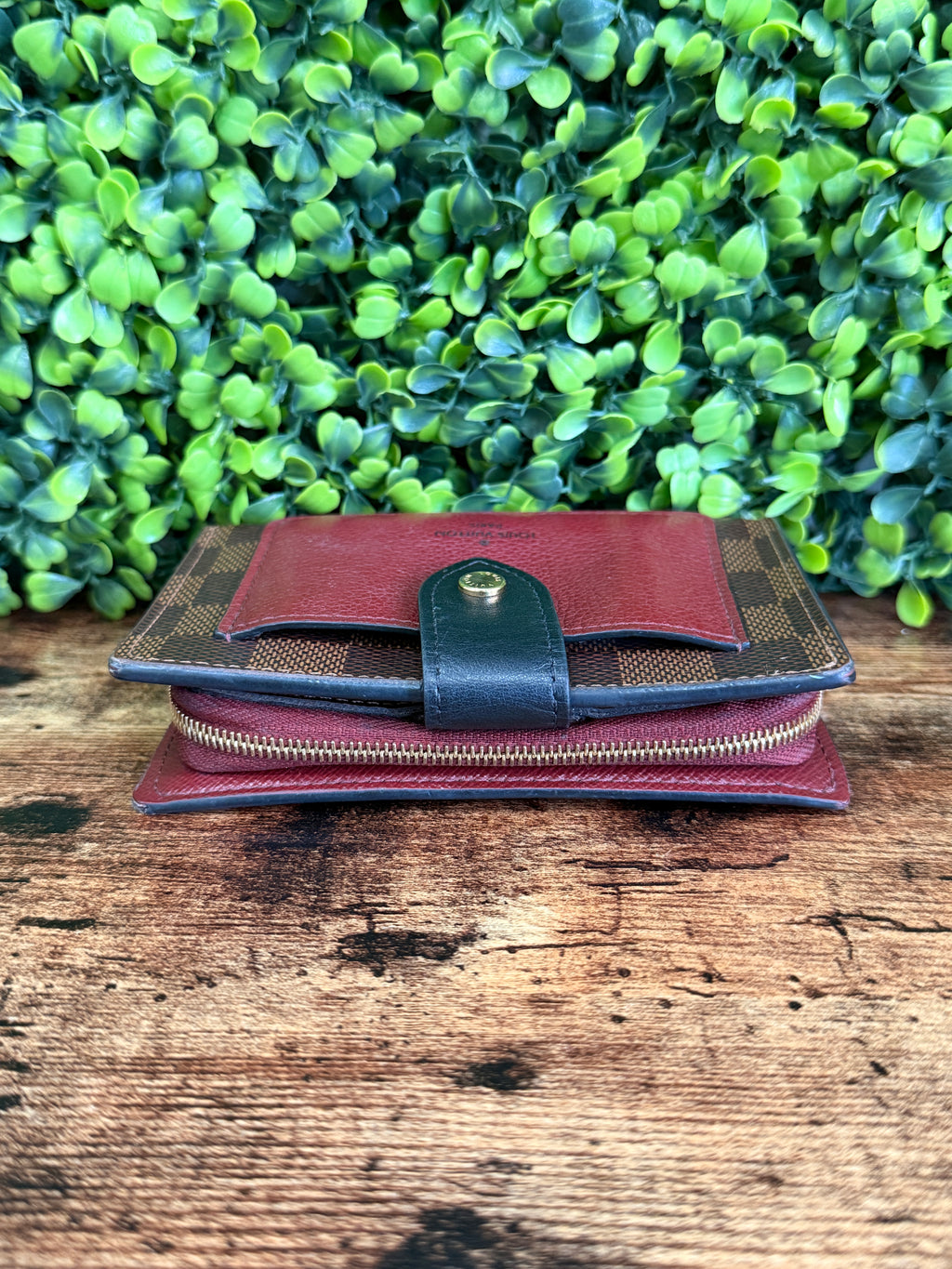 Louis Vuitton Juliette Bordeaux Wallet Damier Ebene