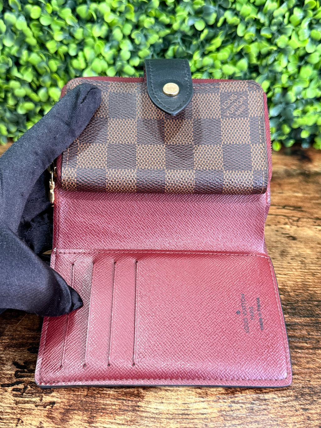Louis Vuitton Juliette Bordeaux Wallet Damier Ebene