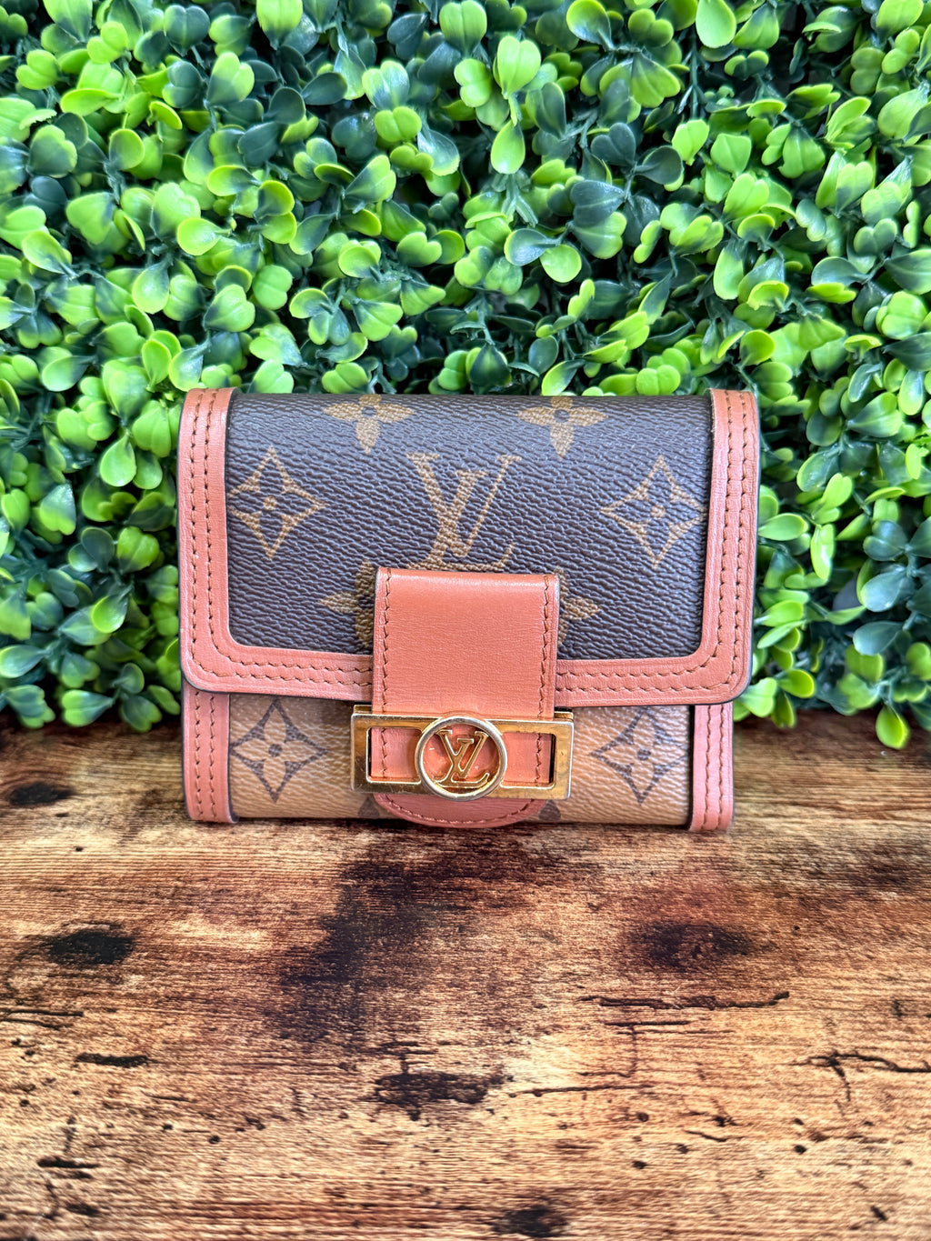 Louis Vuitton Dauphine Compact Wallet Monogram Reverse
