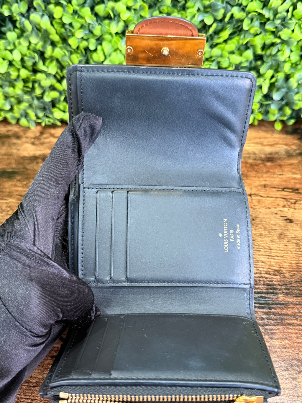 Louis Vuitton Dauphine Compact Wallet Monogram Reverse