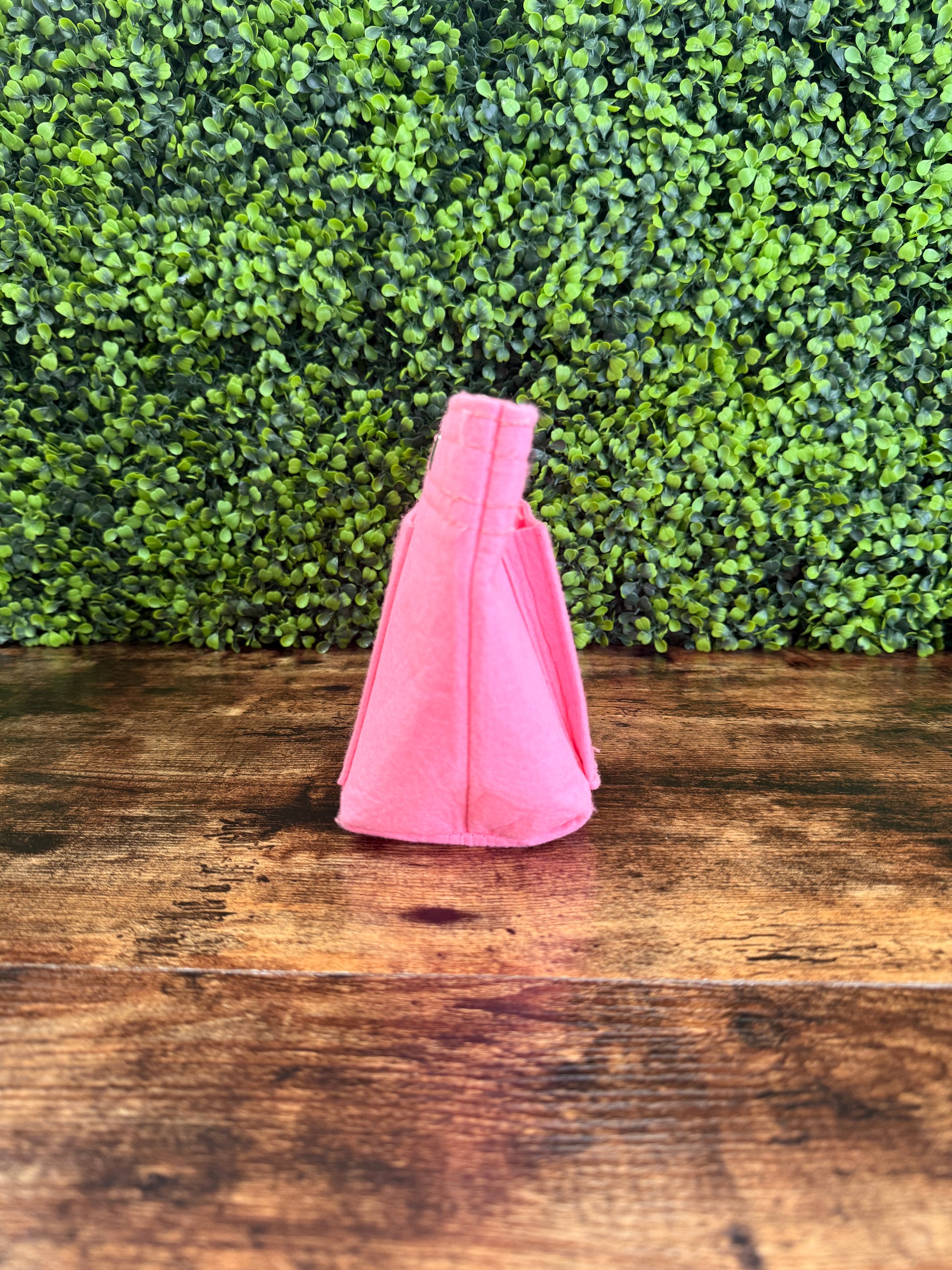 No-Brand Pink Long Oval Insert
