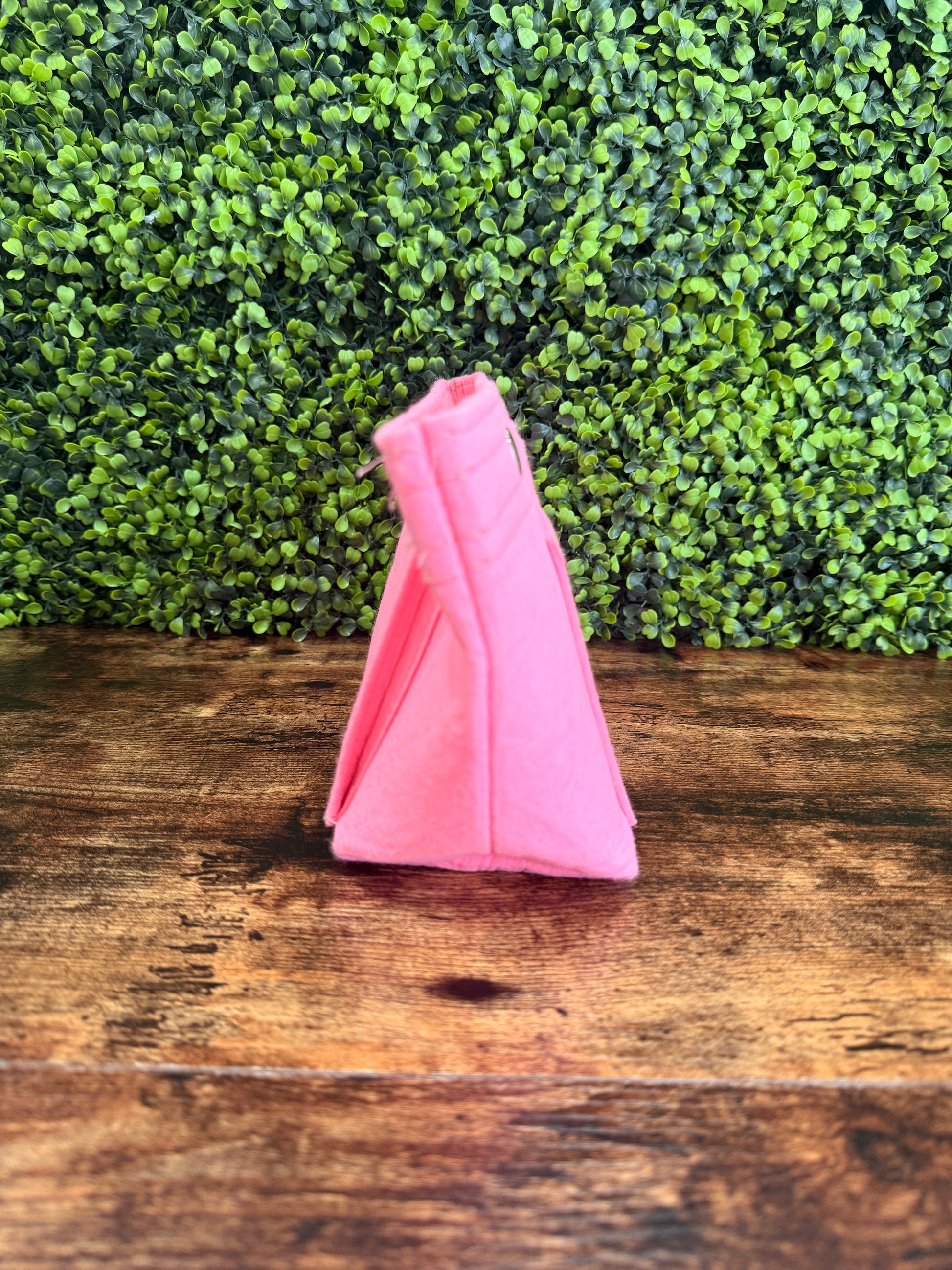 No-Brand Pink Long Oval Insert