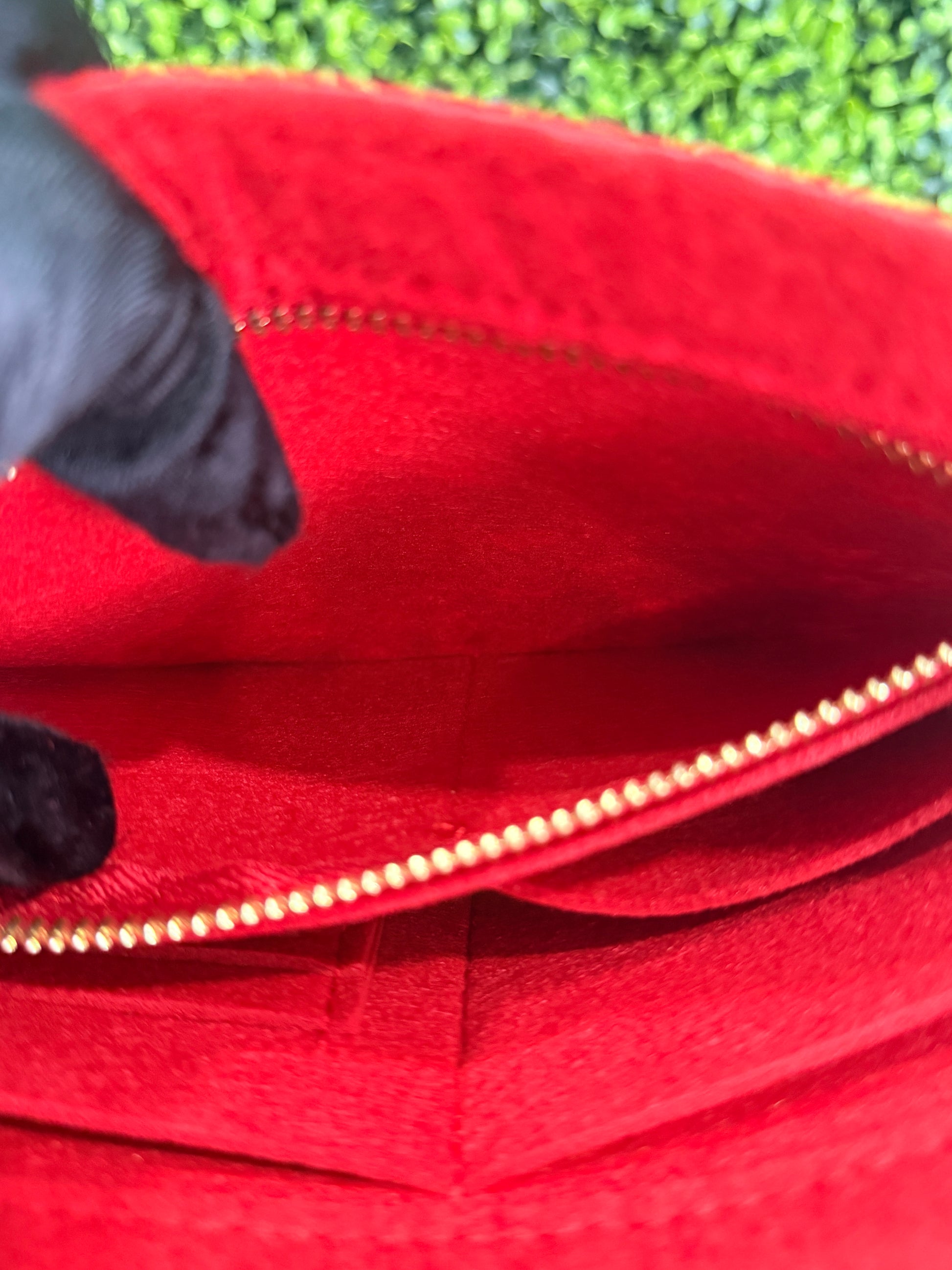 No-Brand Red Insert Size 26