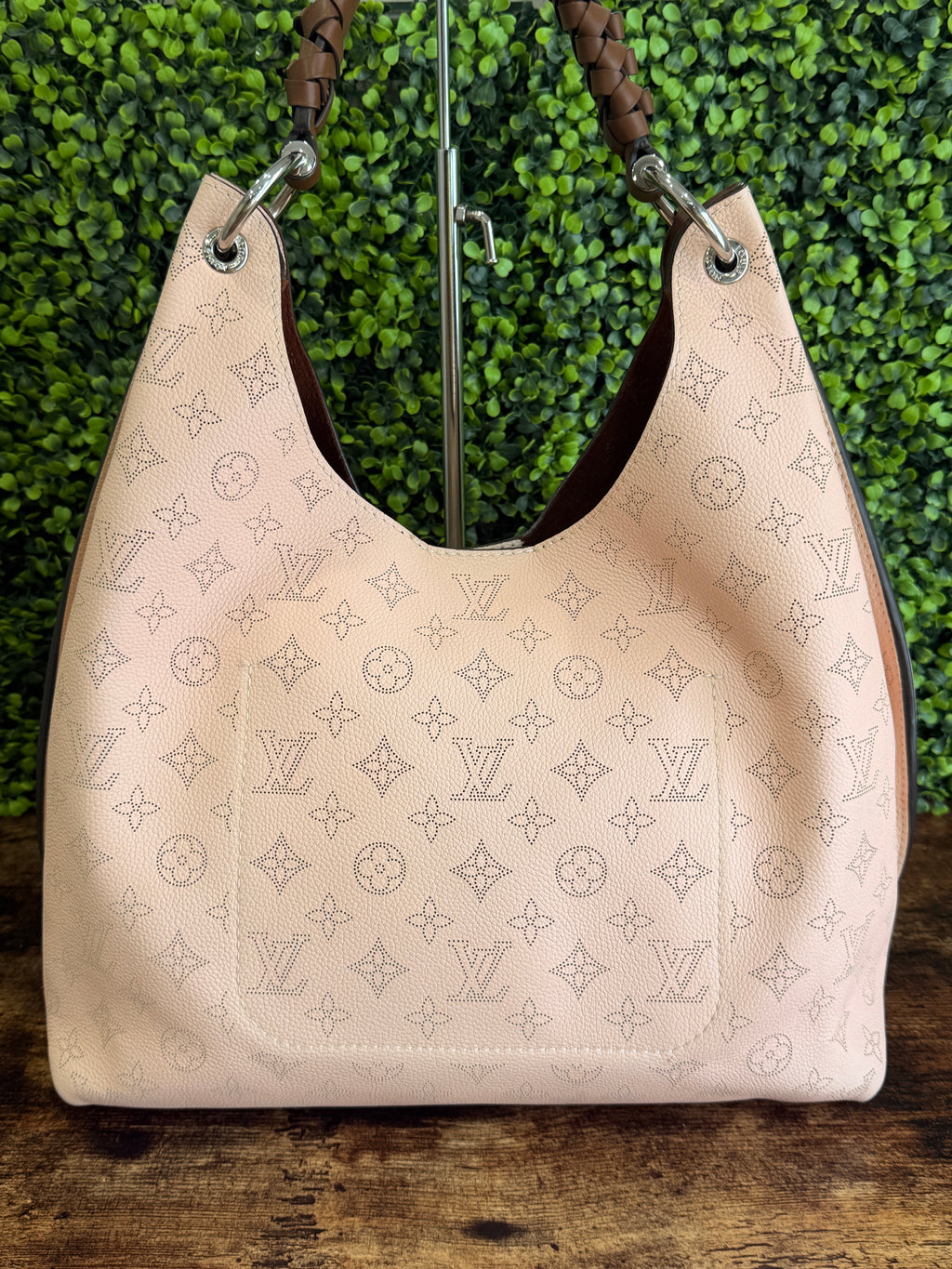 Louis Vuitton Caramel Mahina Pink