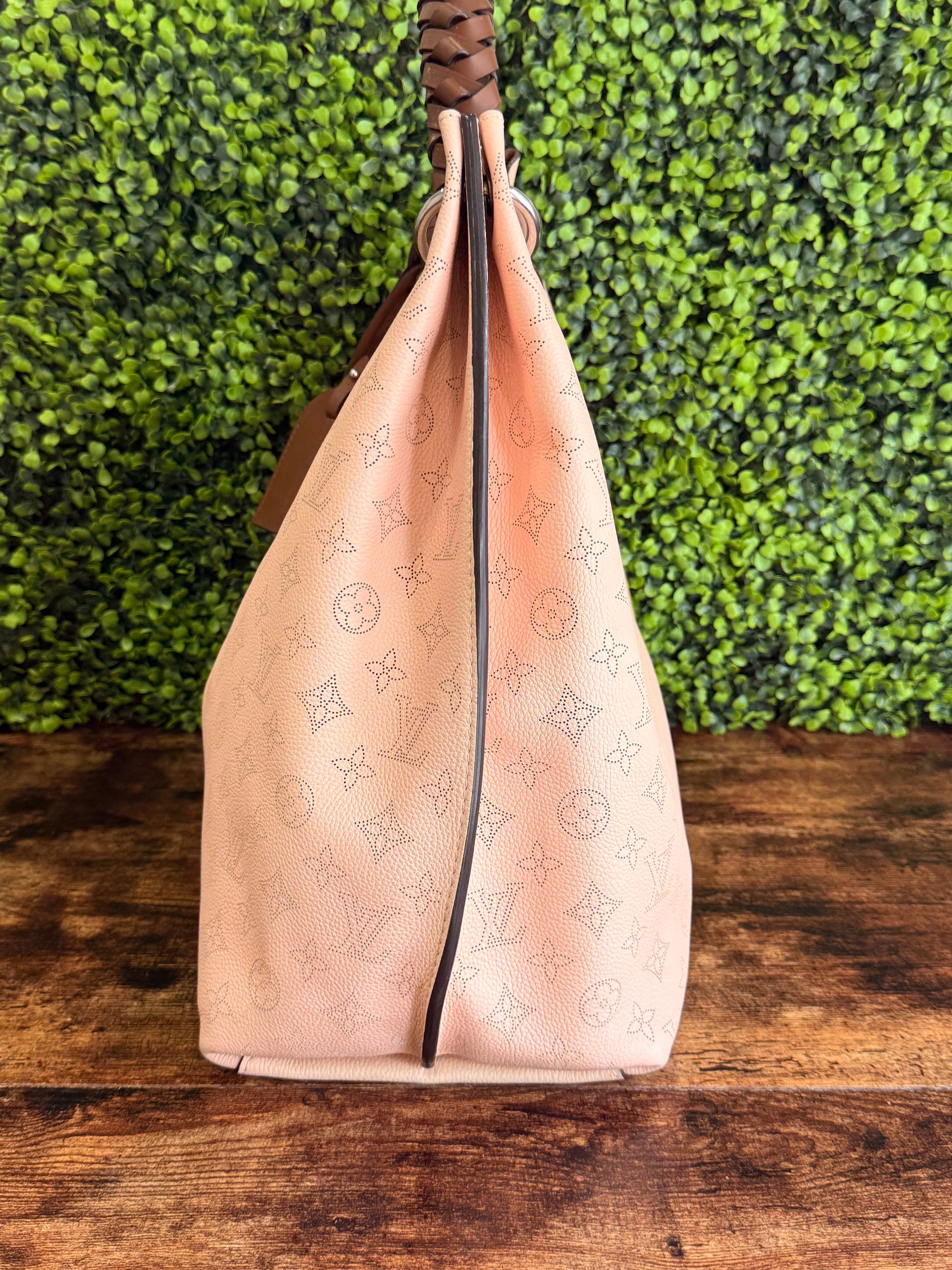 Louis Vuitton Caramel Mahina Pink
