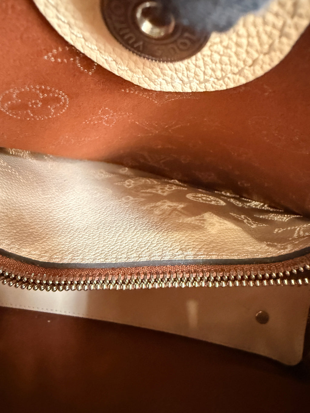 Louis Vuitton Caramel Mahina Pink