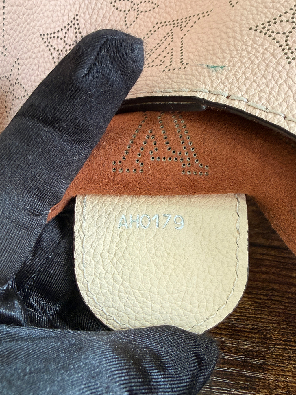 Louis Vuitton Caramel Mahina Pink