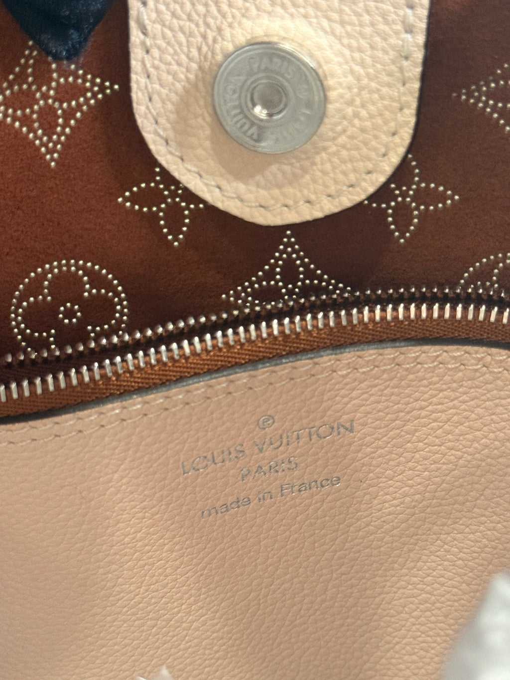 Louis Vuitton Caramel Mahina Pink