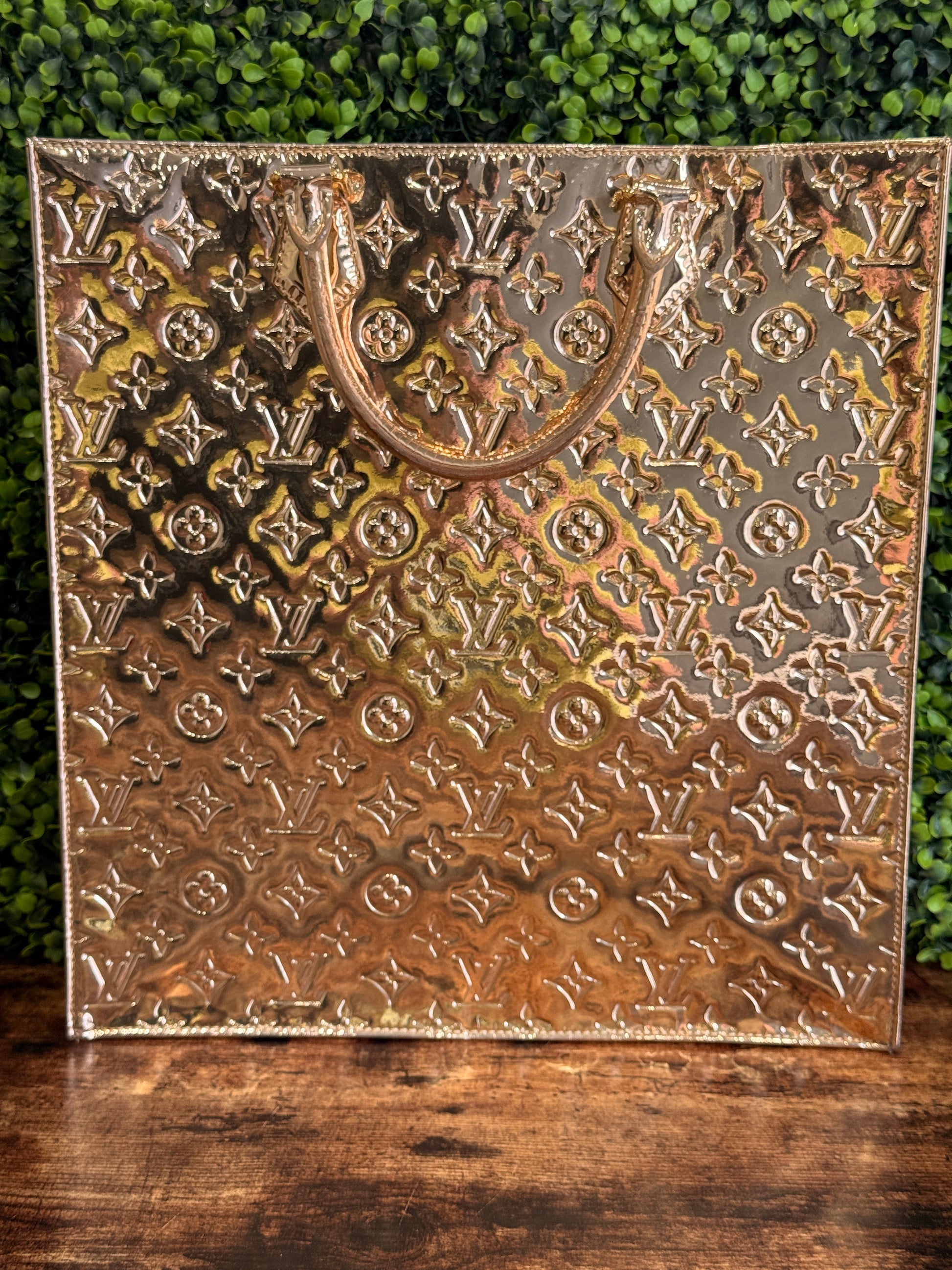 Louis Vuitton Sac Plat Vernis Mirror Gold