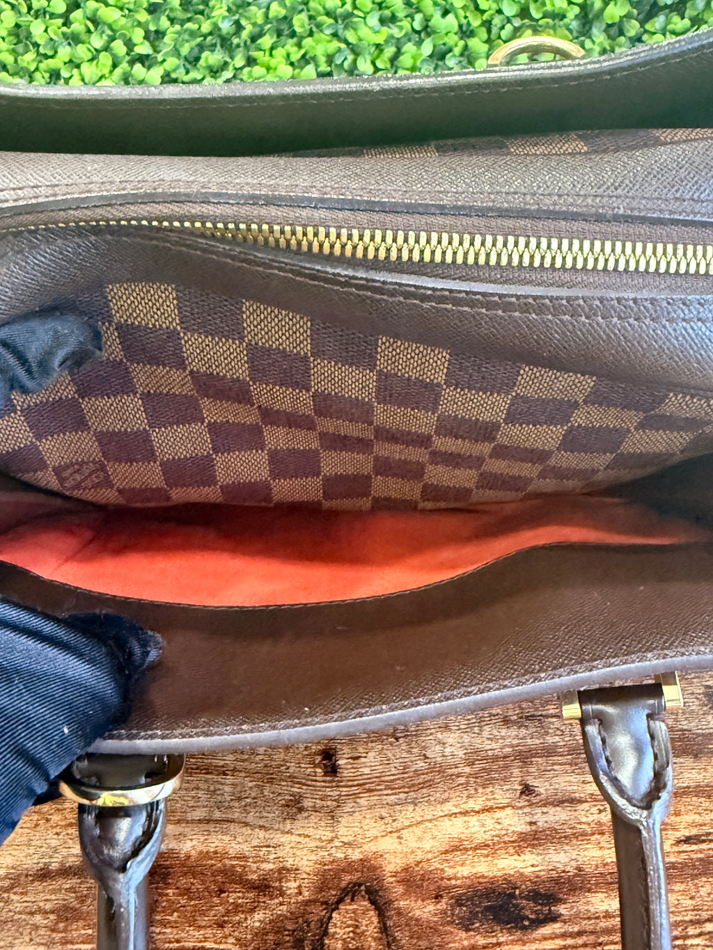 Louis Vuitton Triana Damier Ebene