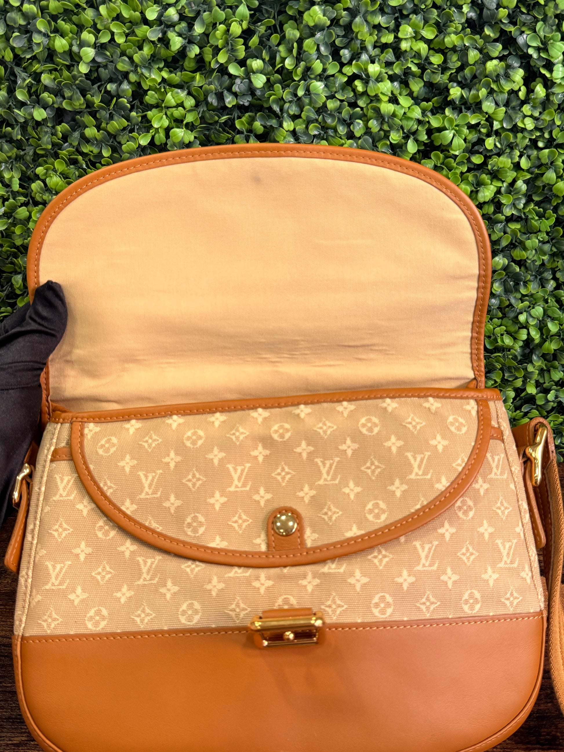 Louis Vuitton Mini Lin Marjorie Beige/Tan Shoulder Bag