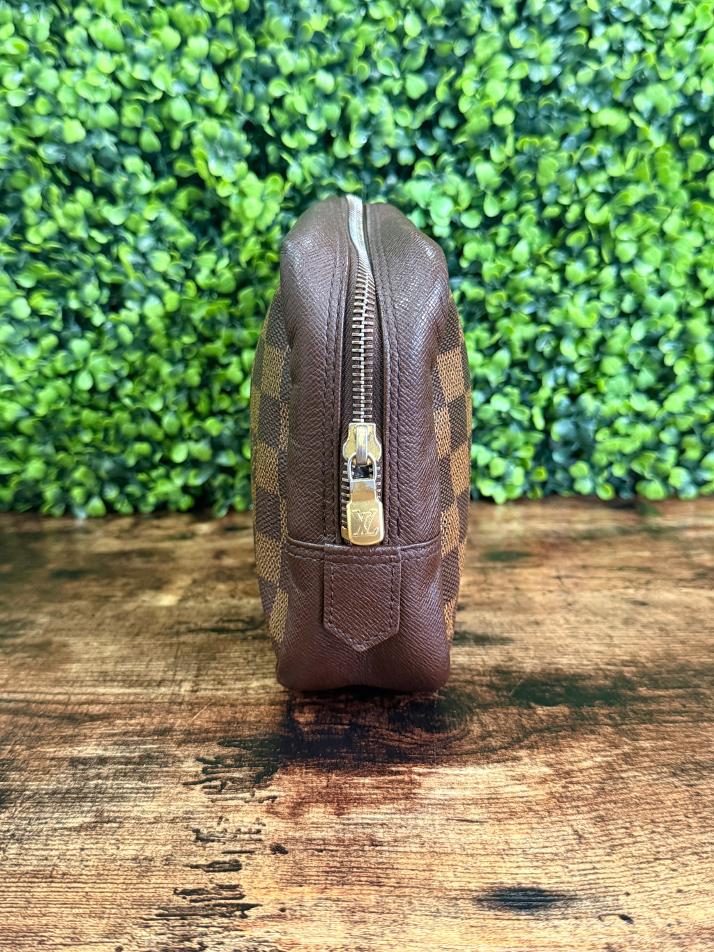 Louis Vuitton Trousse Toilette Damier Ebene